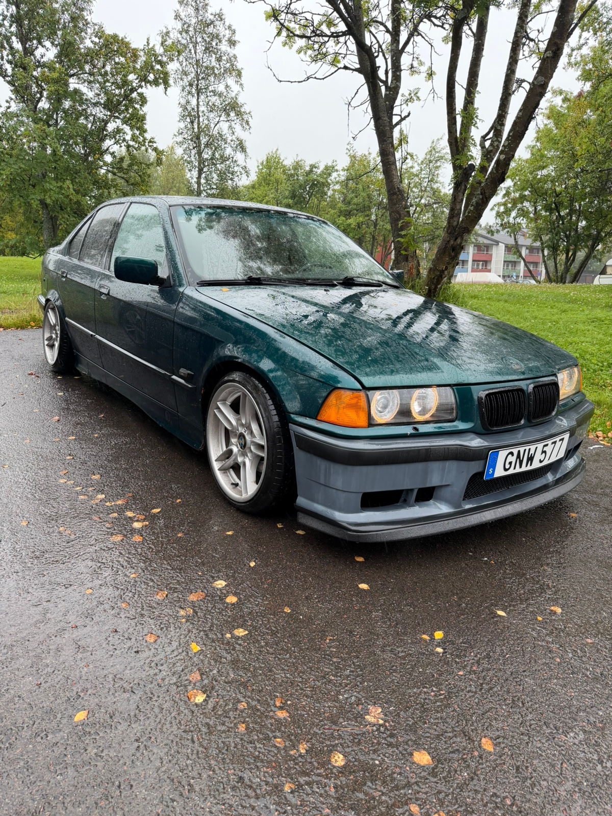 BMW 320