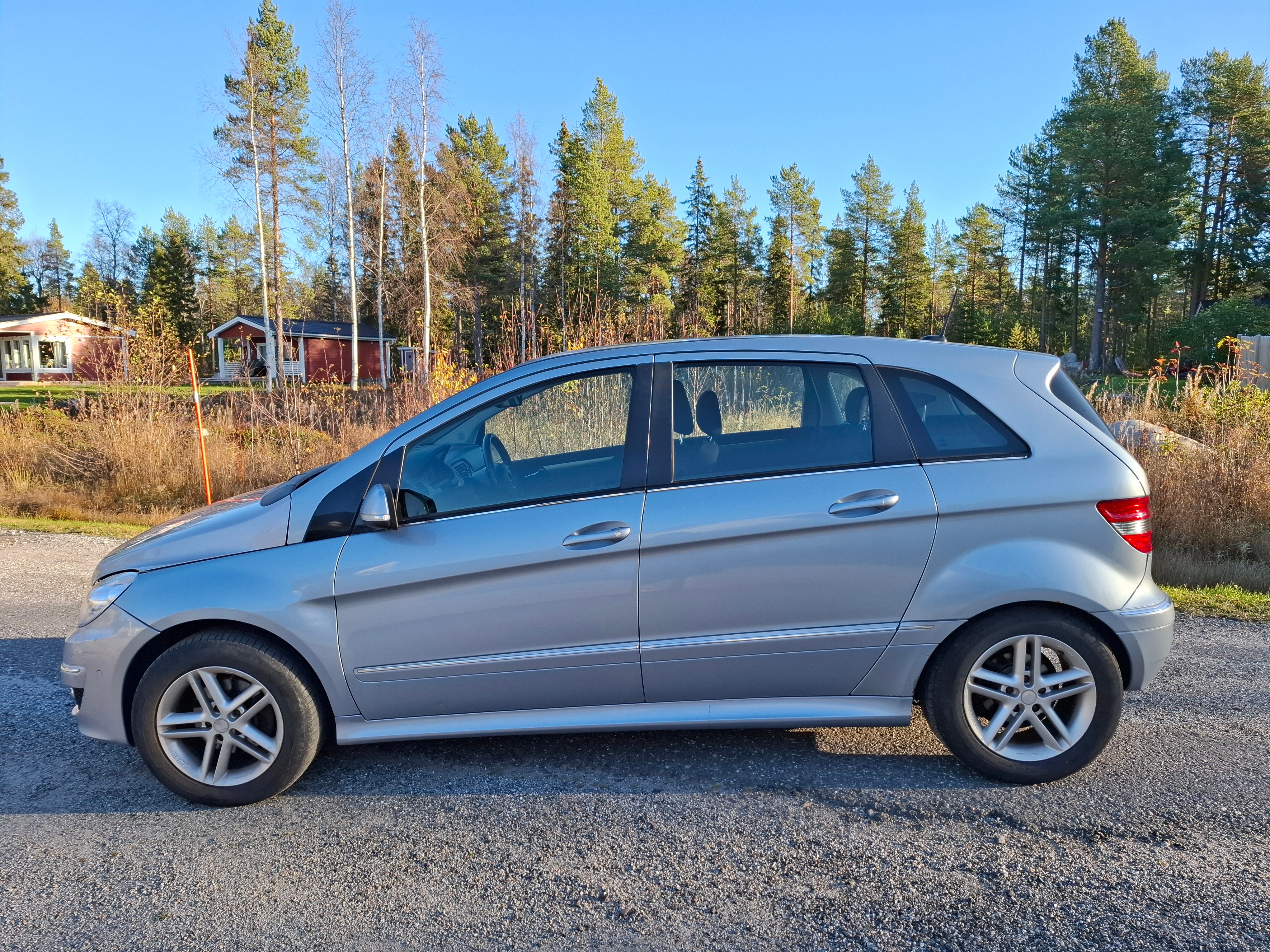 Mercedes-Benz B