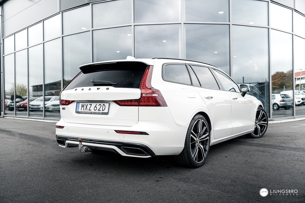 Volvo V60 D3 R Design 2020, bild 2/20