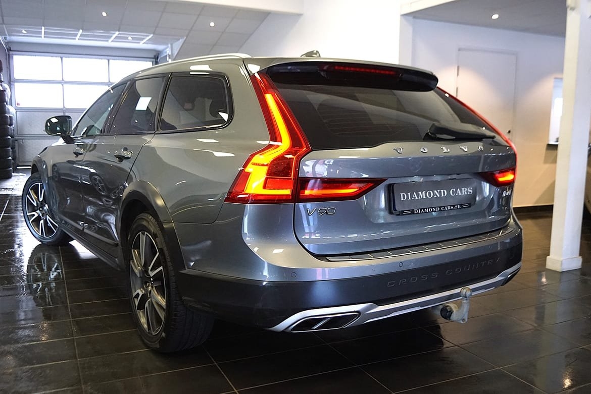 Volvo V90 Cross Country D4 Business 2018, bild 4/10