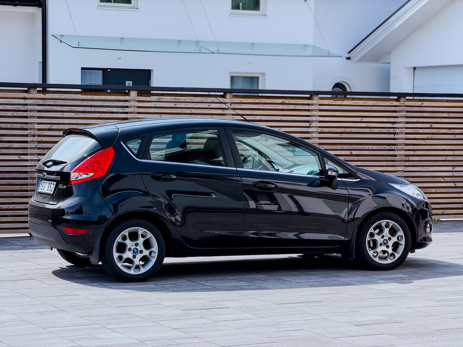 Ford Fiesta 1.25 2012, bild 3/8
