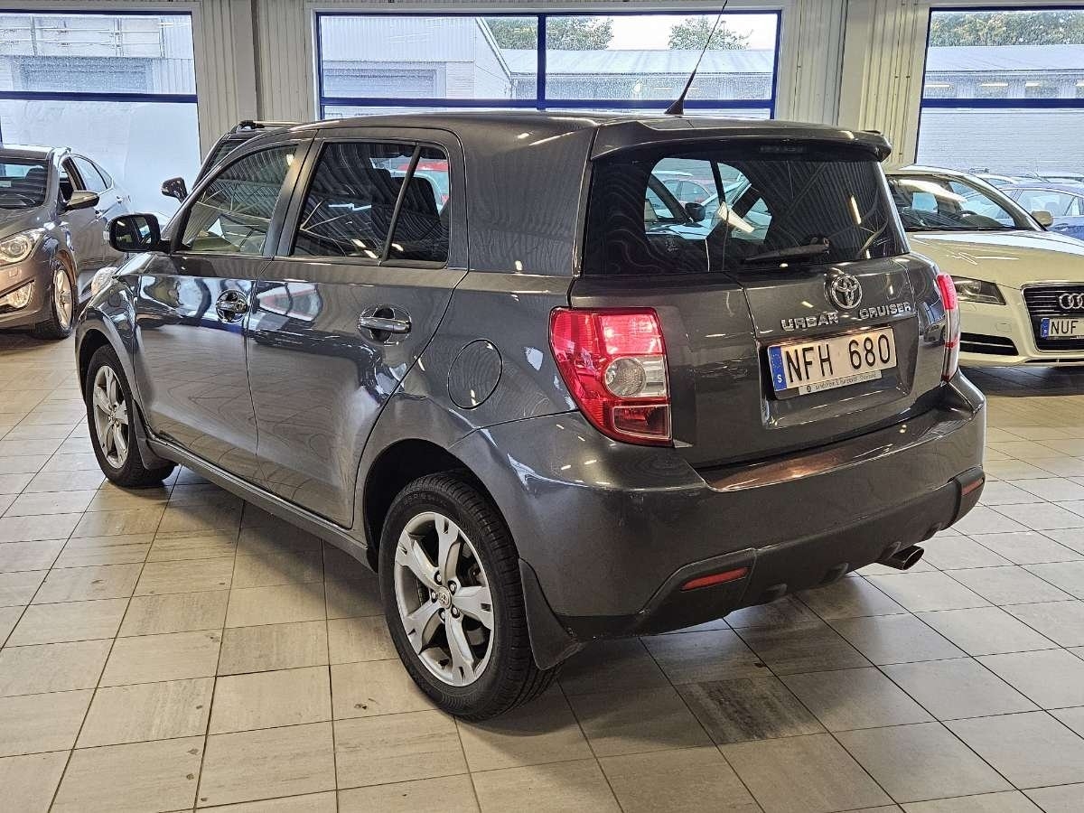 Toyota Urban Cruiser 1.4 D-4D AWD 2013, bild 2/9