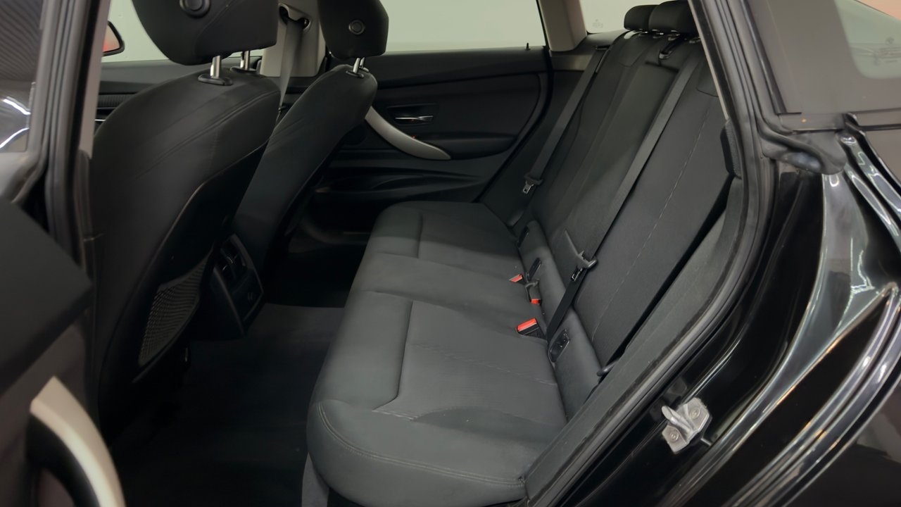 BMW 320d Advantage 2016, bild 6/10