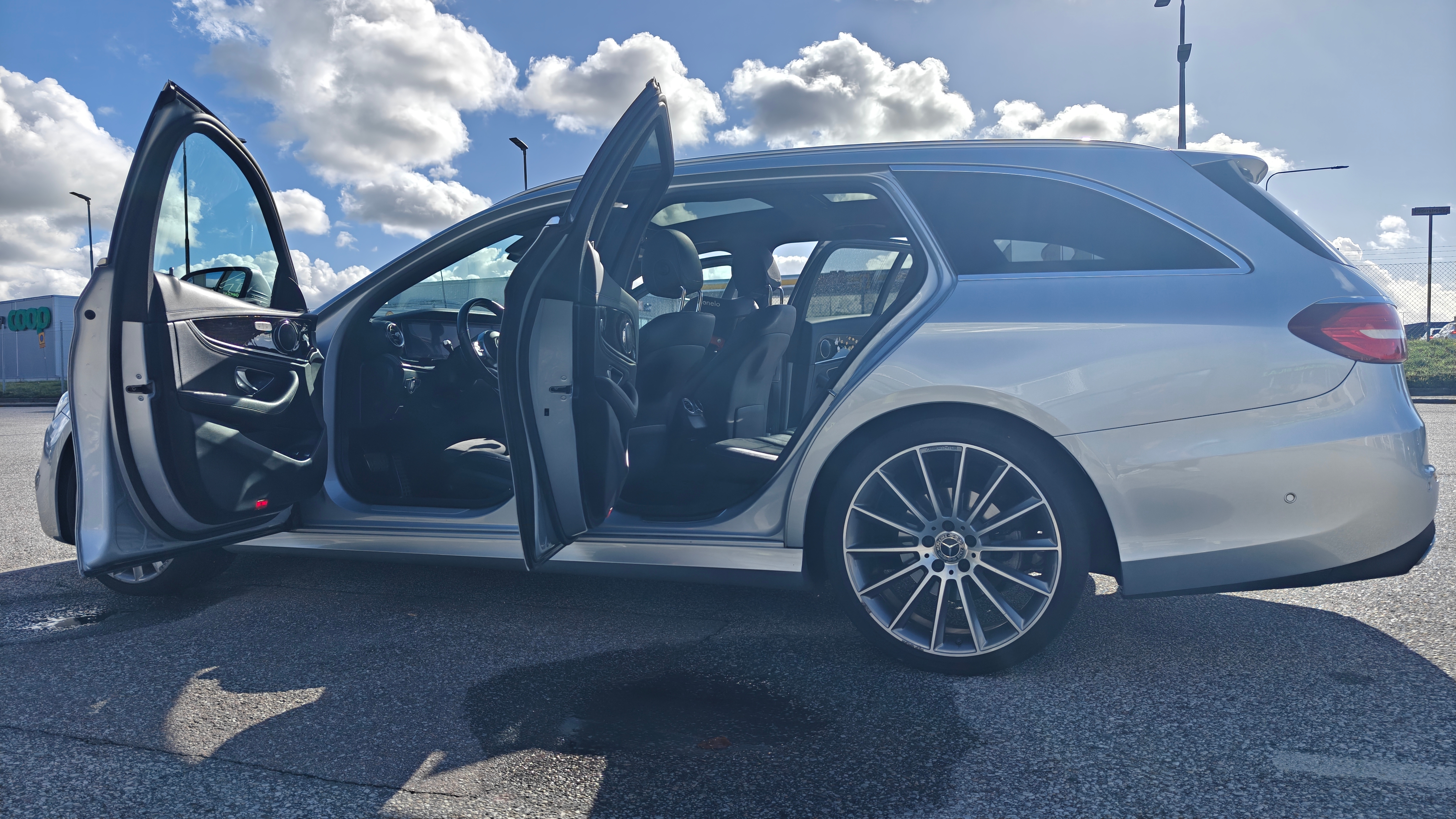 Mercedes-Benz E 220 T d 4MATIC 9G-Tronic 2019, bild 4/9