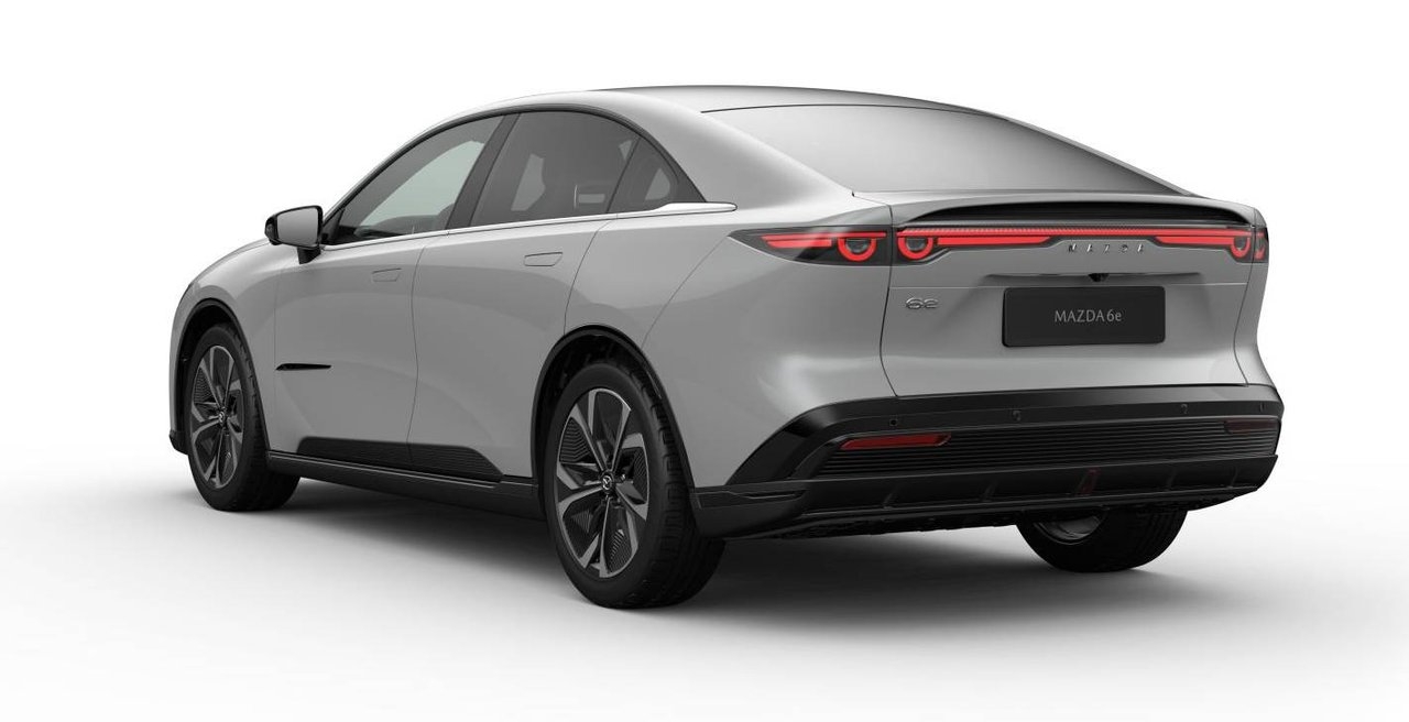 Mazda 6e Homura Plus 2027, bild 3/5