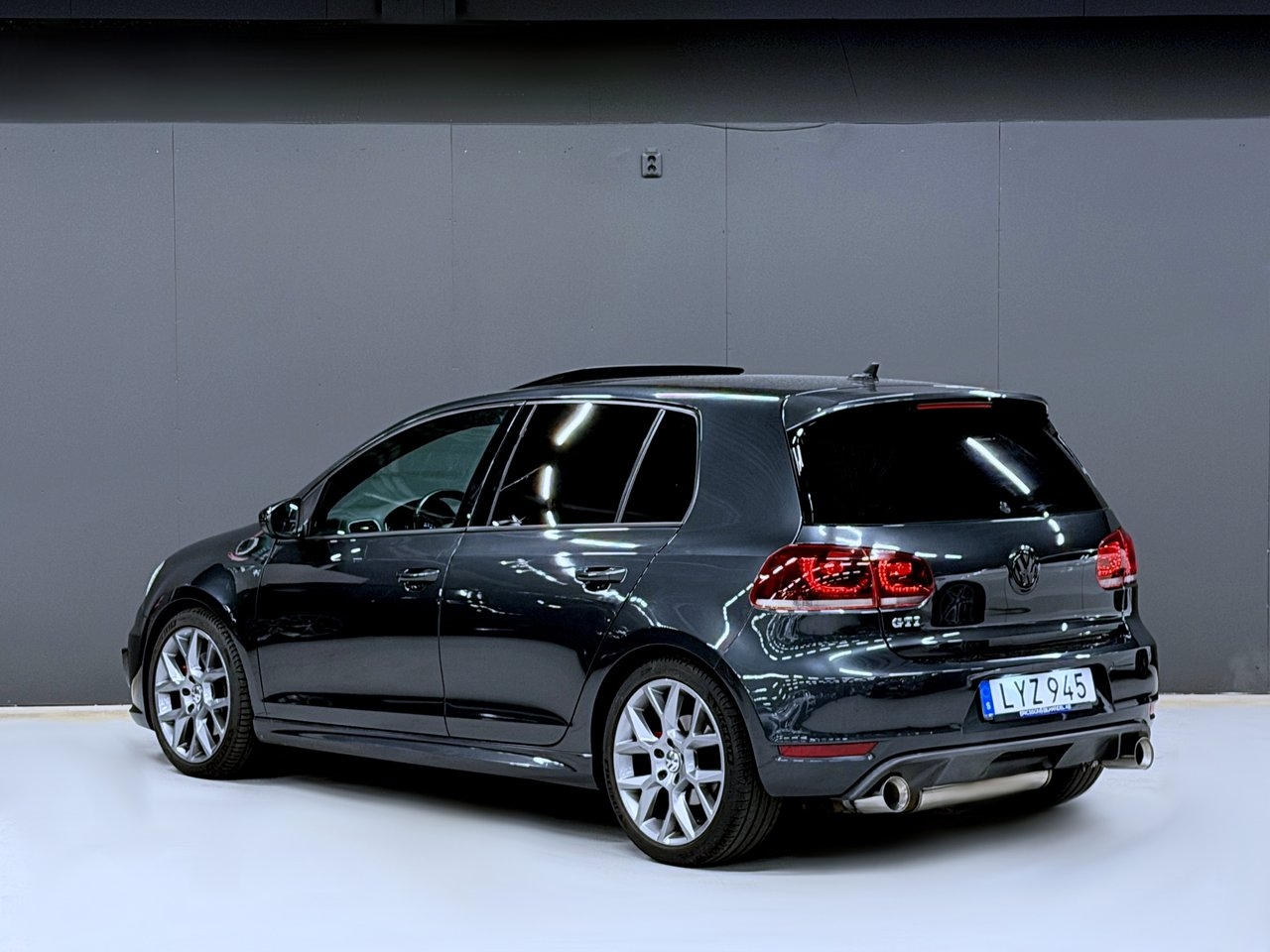 Volkswagen Golf GTI Edition 35 2012, bild 2/10