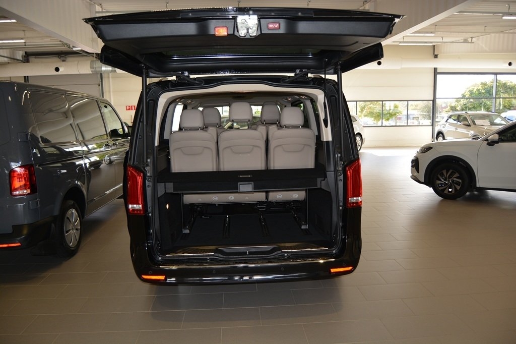 Mercedes-Benz V 2023, bild 5/9