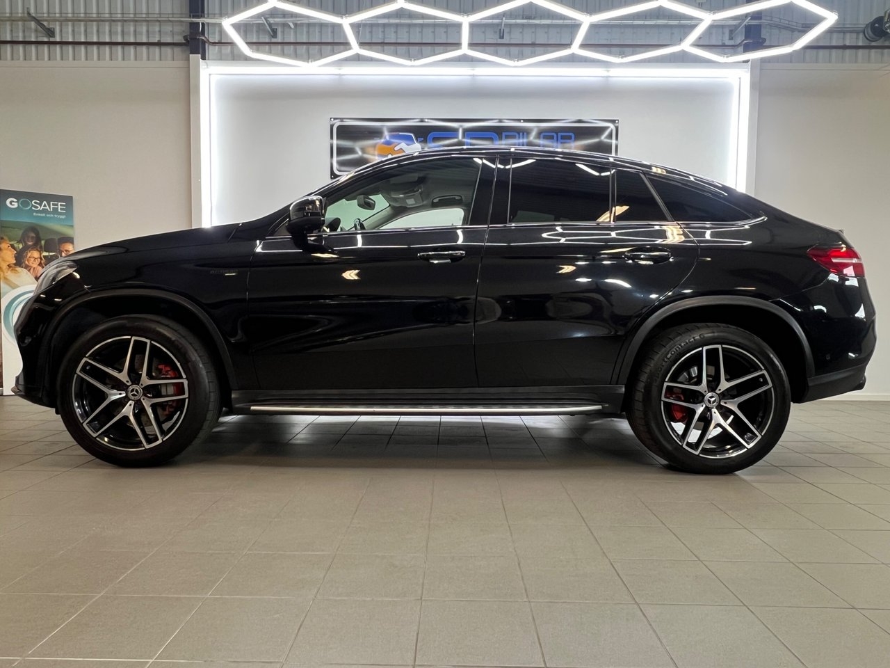 Mercedes-Benz GLE 2016, bild 2/10