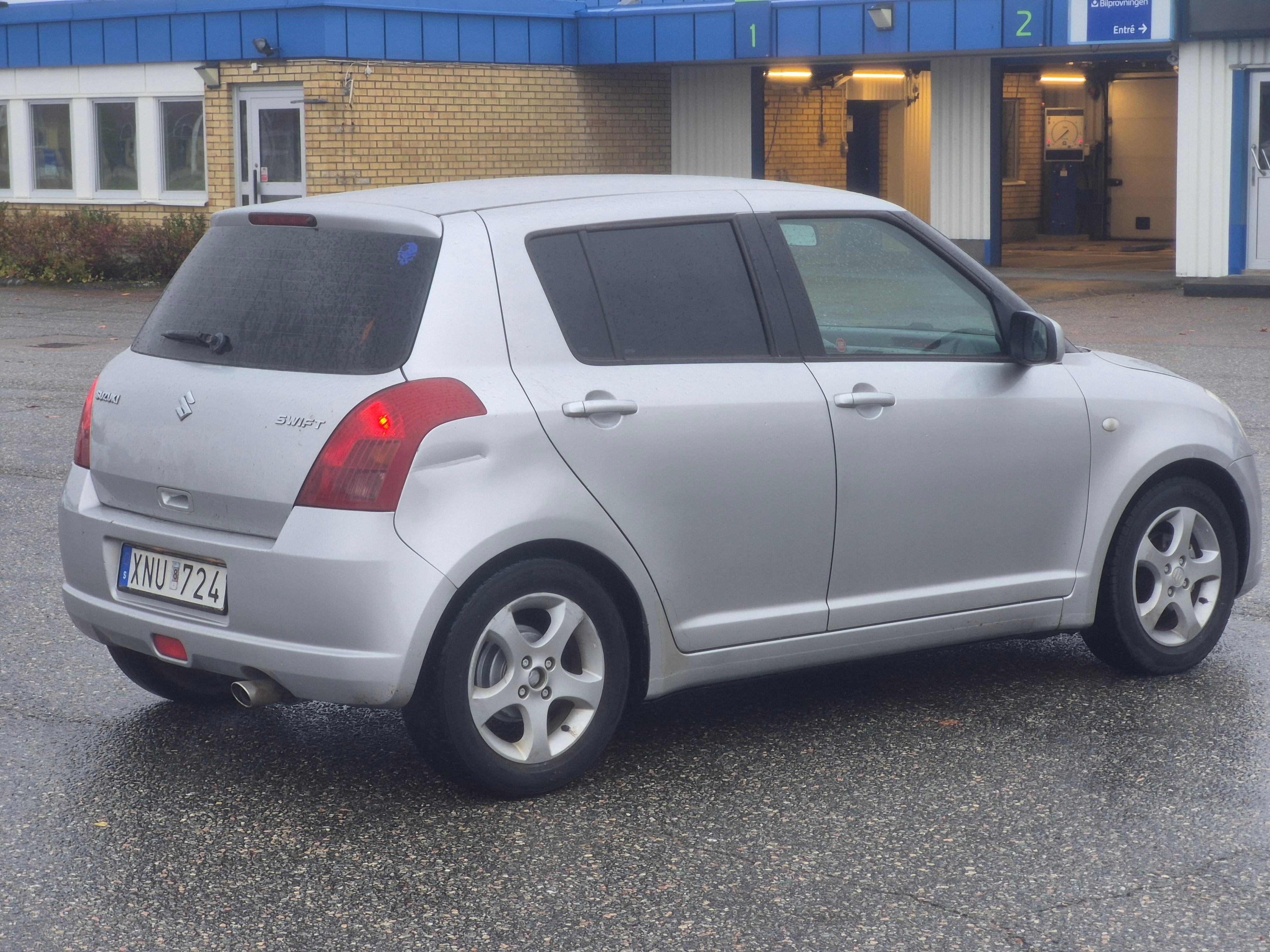 Suzuki Swift 1300 2006, bild 5/8