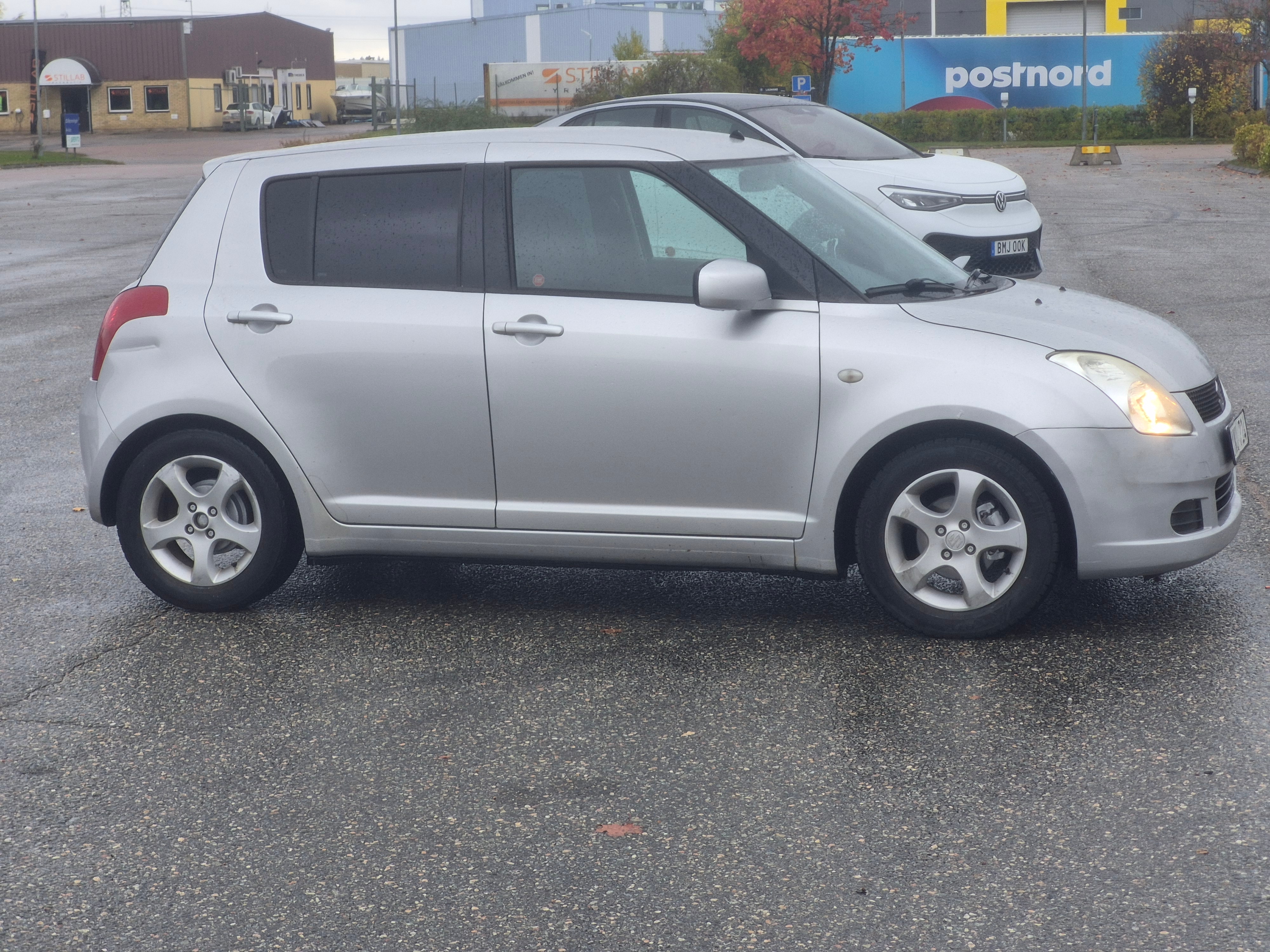 Suzuki Swift 1300 2006, bild 4/8
