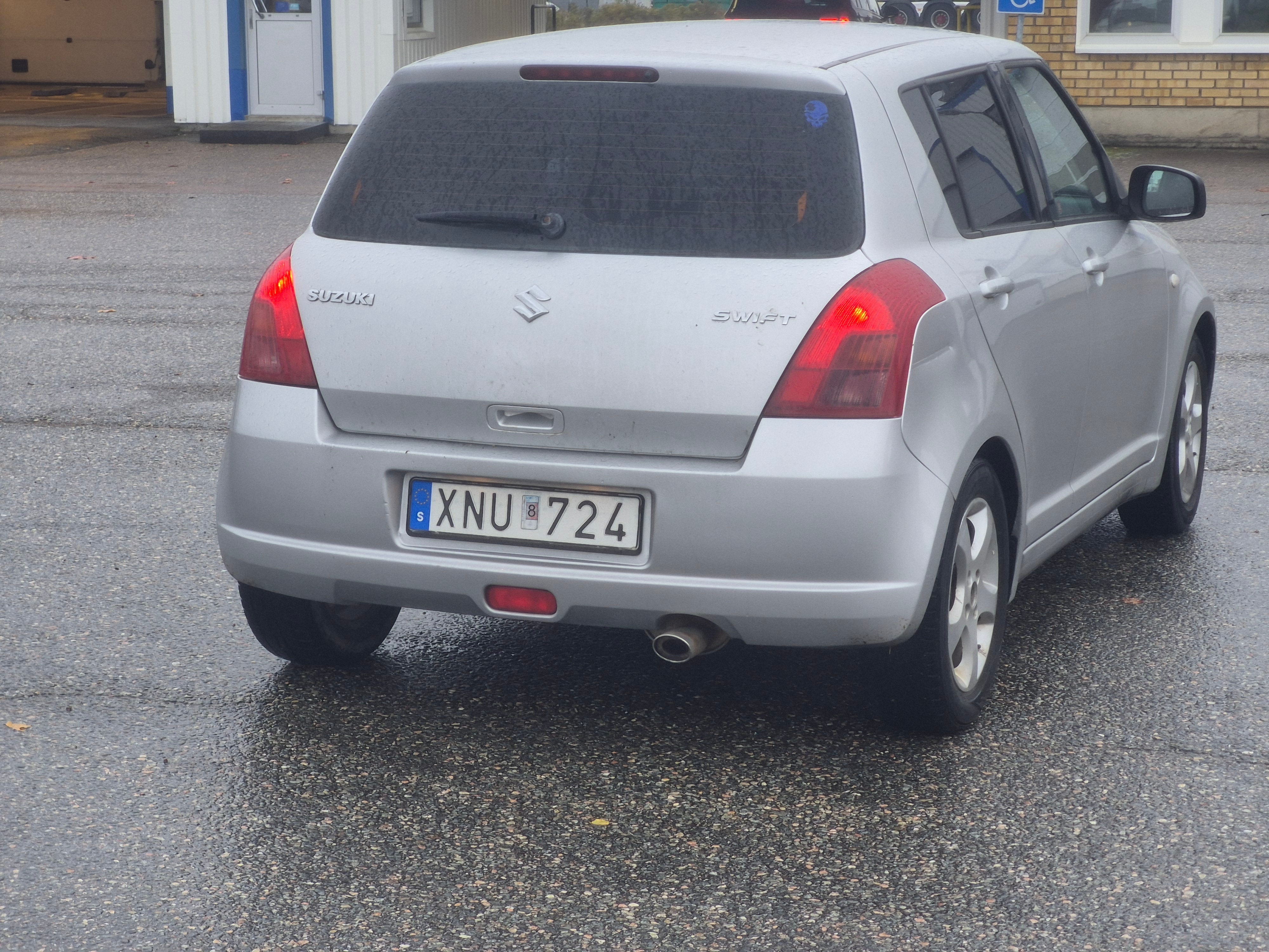 Suzuki Swift 1300 2006, bild 6/8