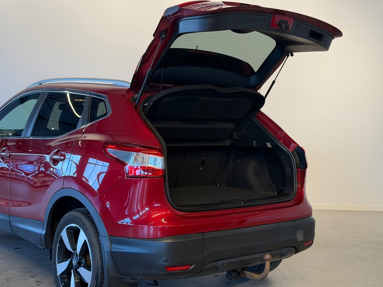 Nissan Qashqai 1.6 dCi Tekna 2016, bild 5/10