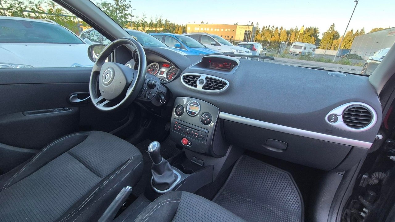 Renault Clio 2013, bild 7/8