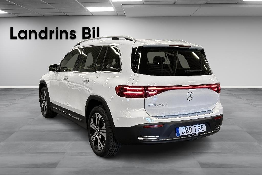 Mercedes-Benz EQB 2025, bild 6/10