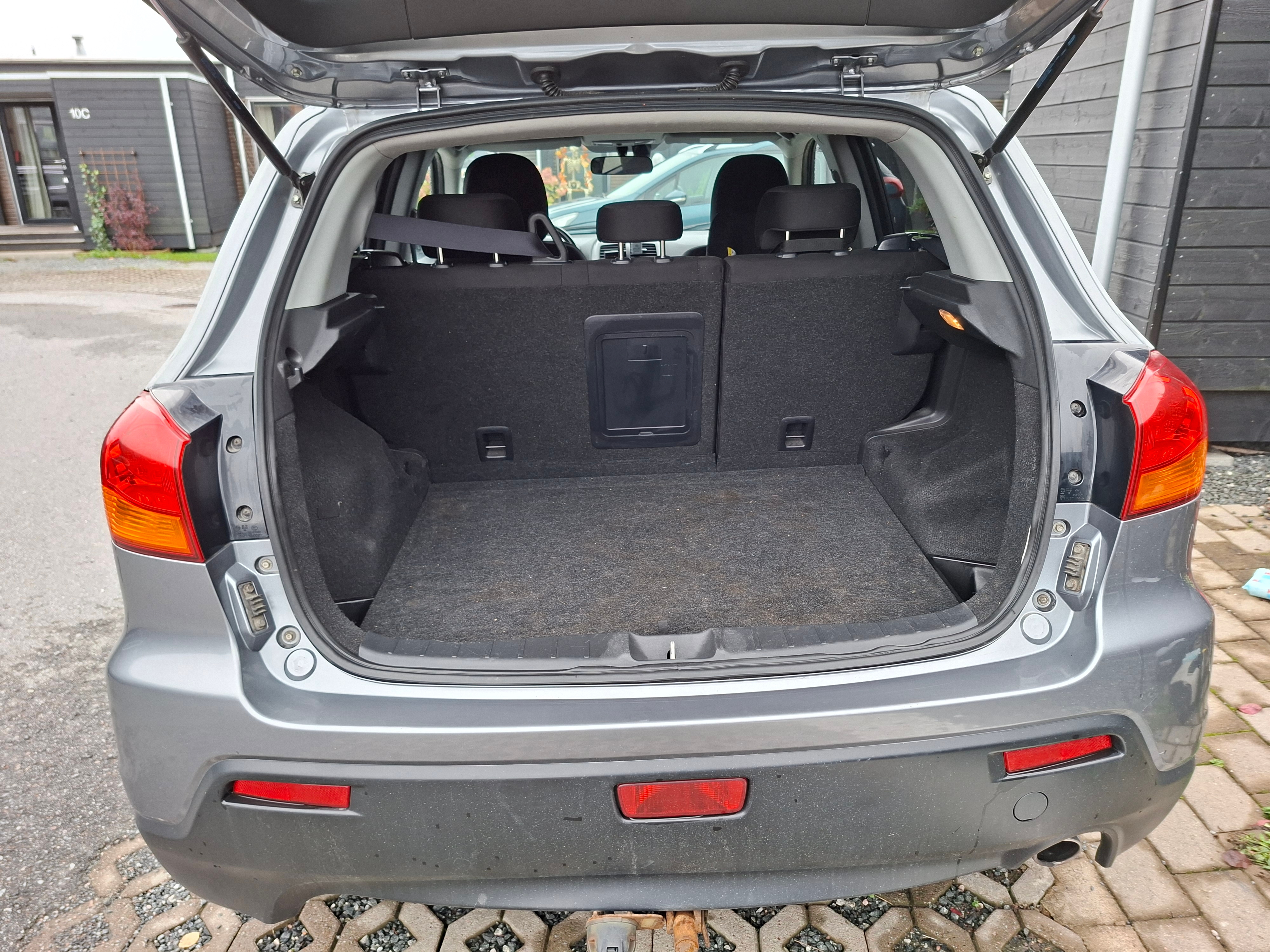 Mitsubishi ASX 1.8 Di-D ClearTec Manuell 2012, bild 3/8