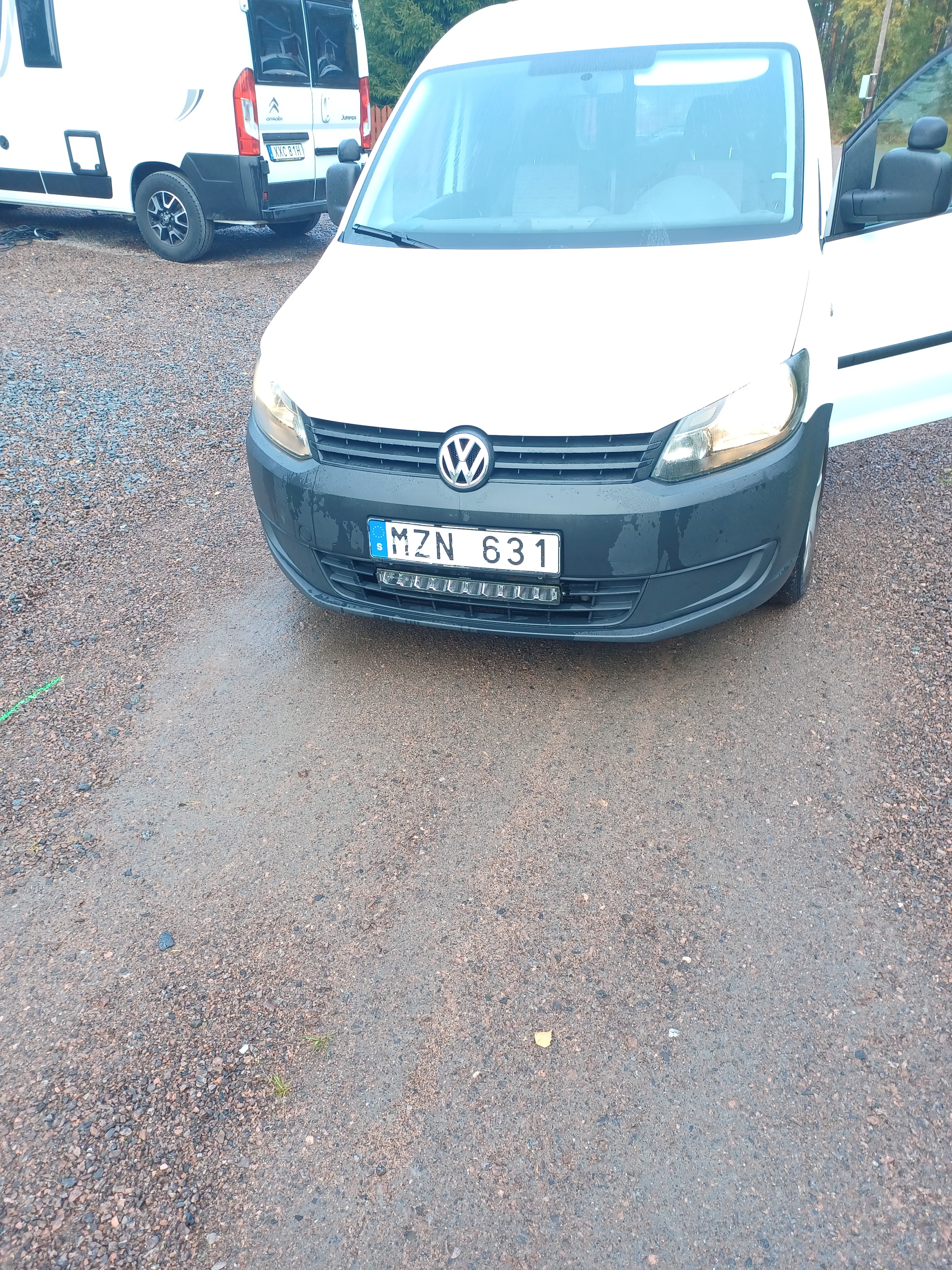 Volkswagen Caddy Skåpbil 1.6 TDI Manuell 2013, bild 3/6
