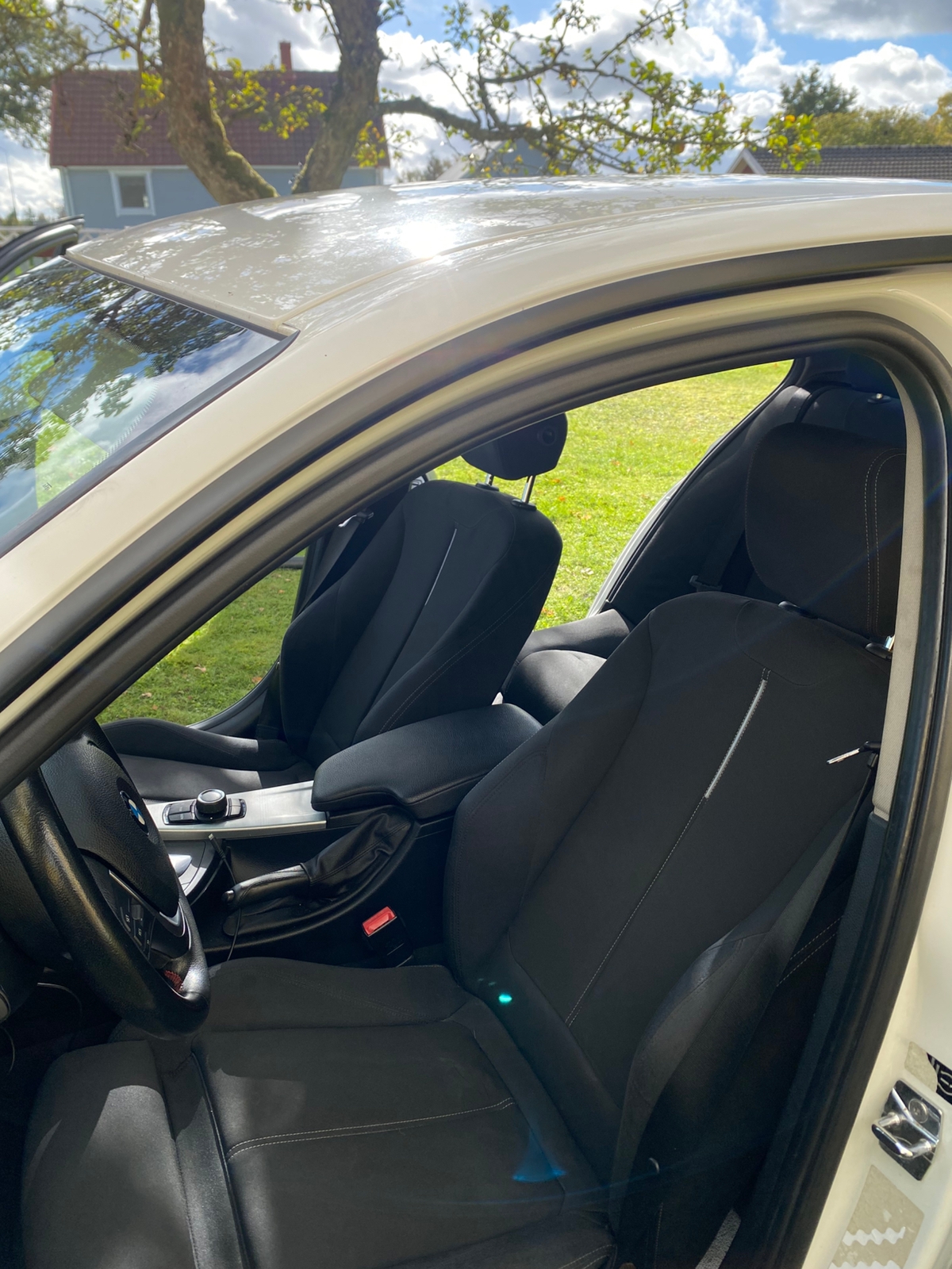 BMW 320d 2012, photo 5/8