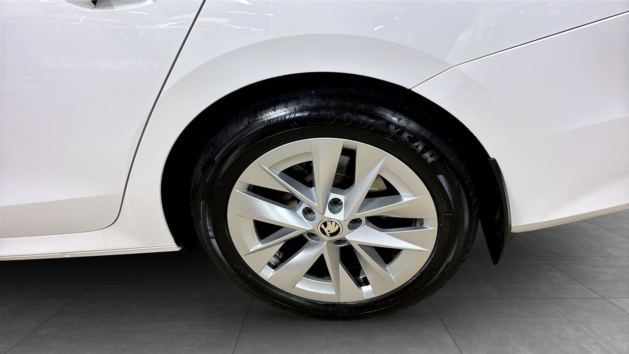 Skoda Octavia 1.0 TSI e-TEC Style 2024, bild 6/10