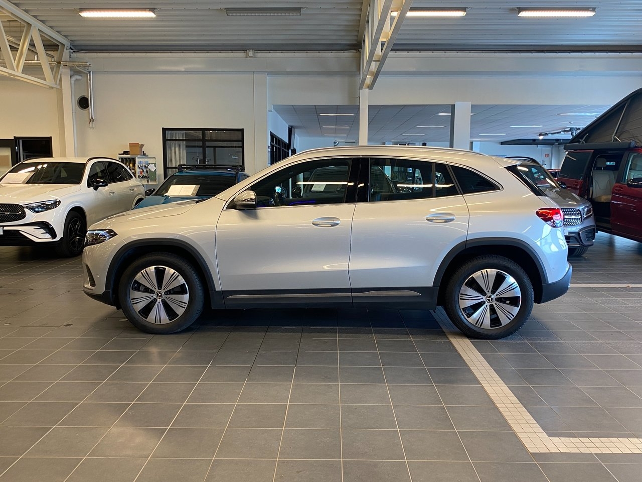 Mercedes-Benz EQA Progressive Line 2022, bild 4/10