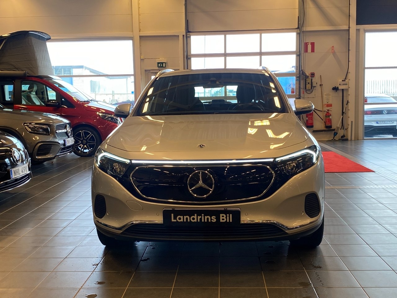 Mercedes-Benz EQA Progressive Line 2022, bild 2/10