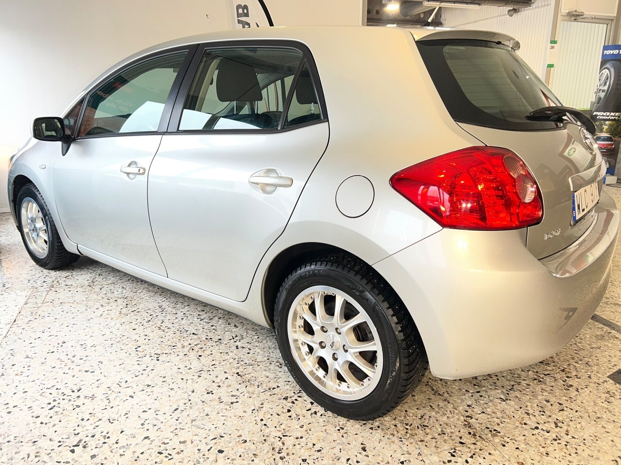 Toyota Auris 2008, bild 6/10