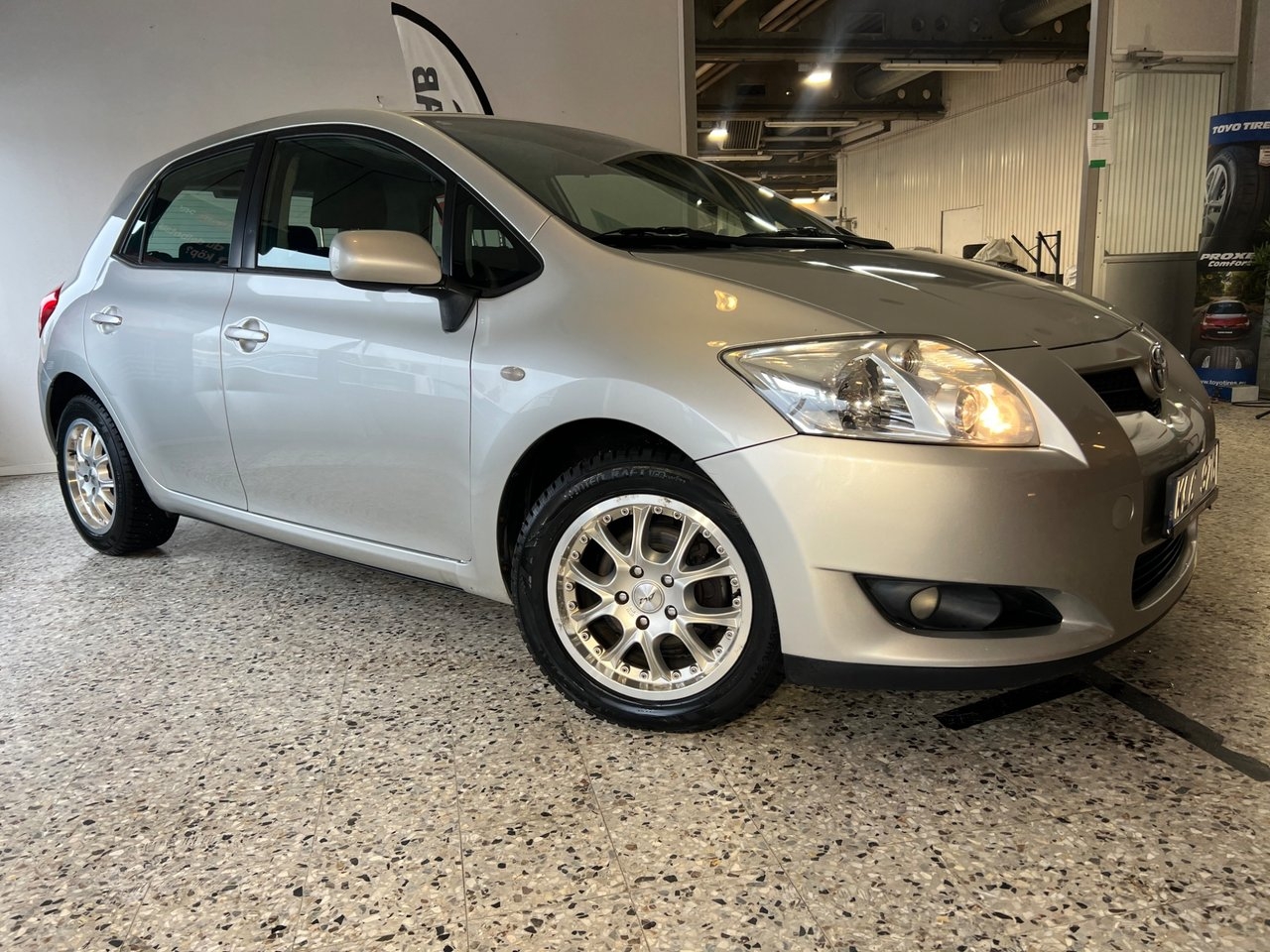 Toyota Auris 2008, bild 2/10