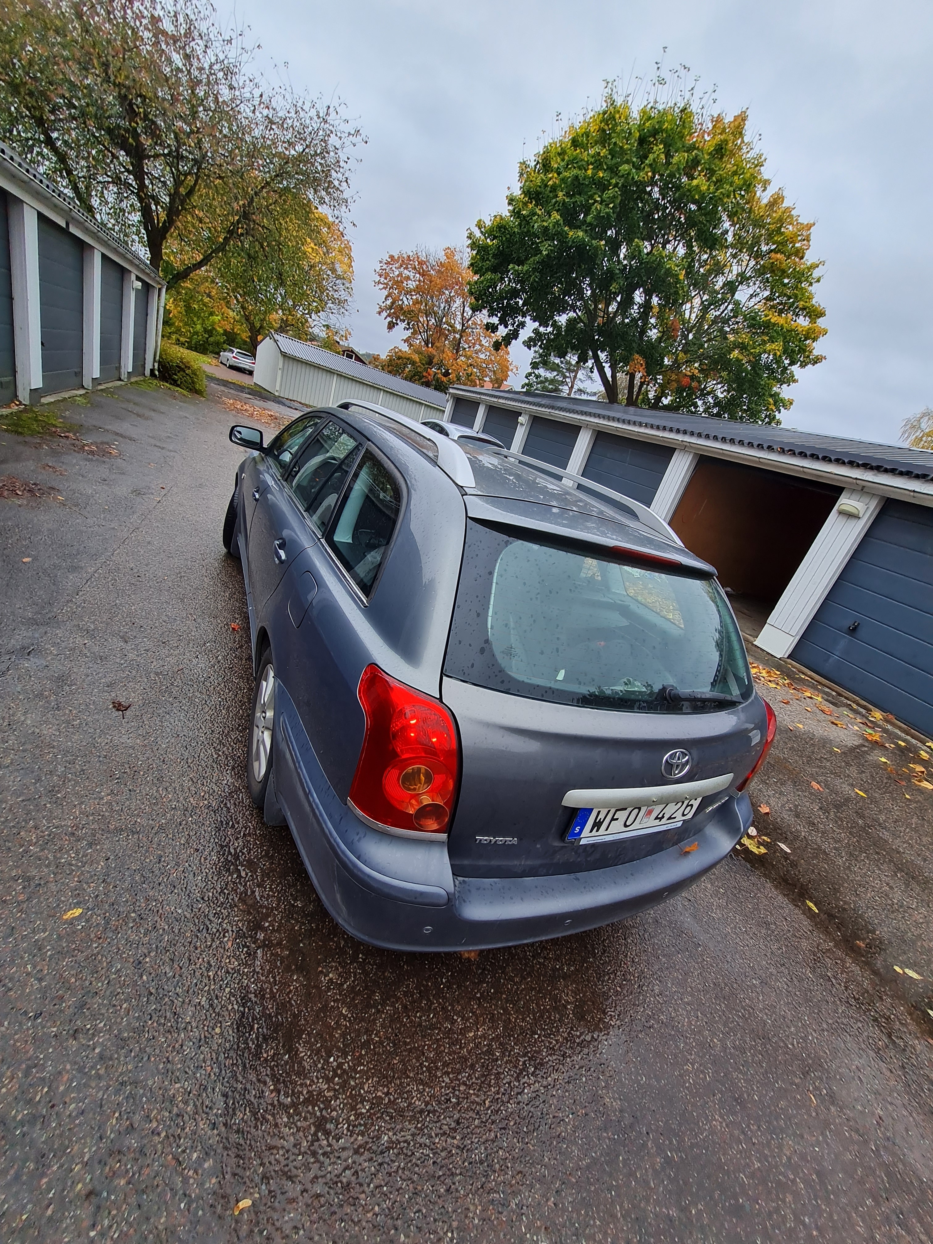 Toyota Avensis 2004, bild 4/6
