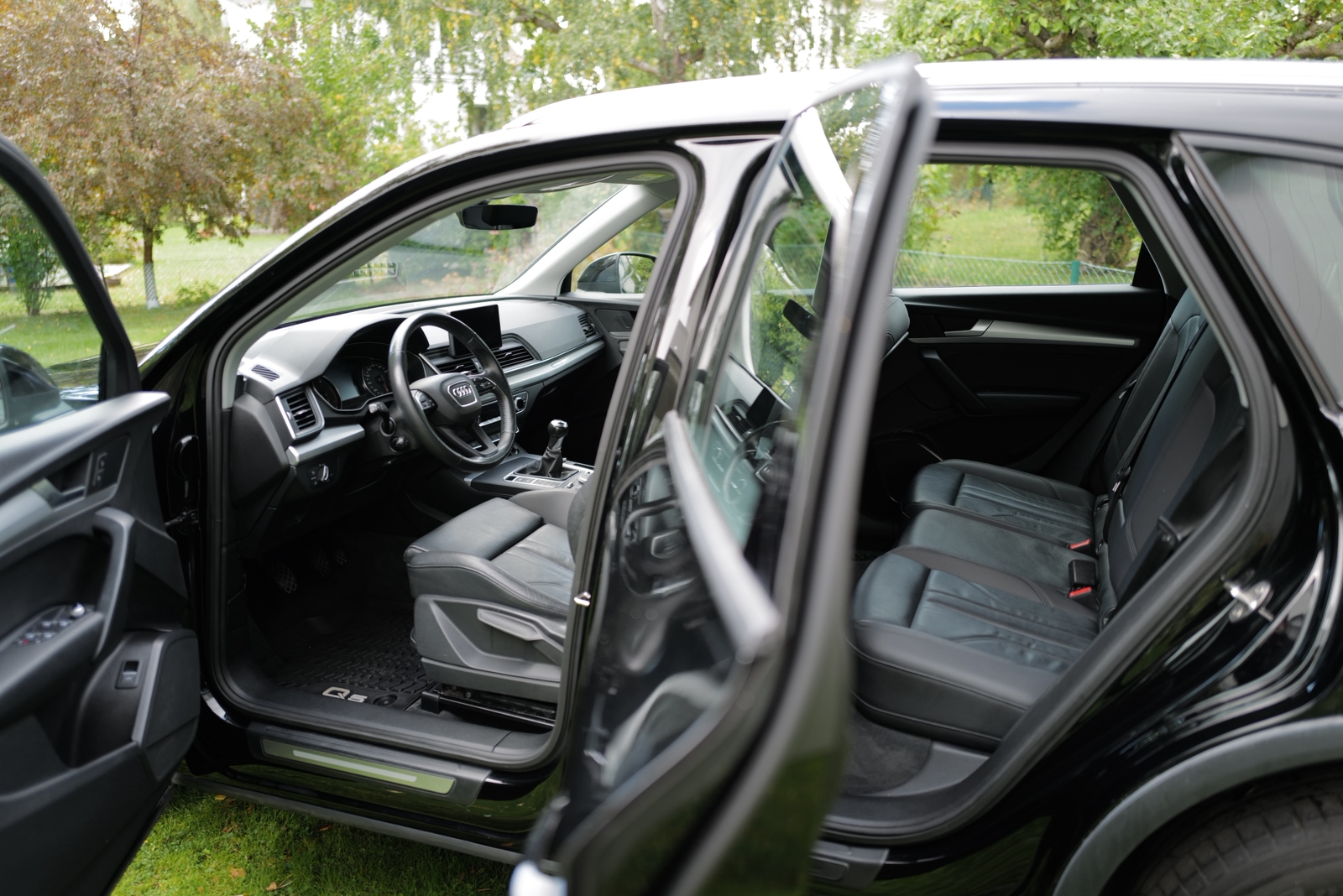 Audi Q5 2.0 TDI quattro Manuell 2018, bild 6/9