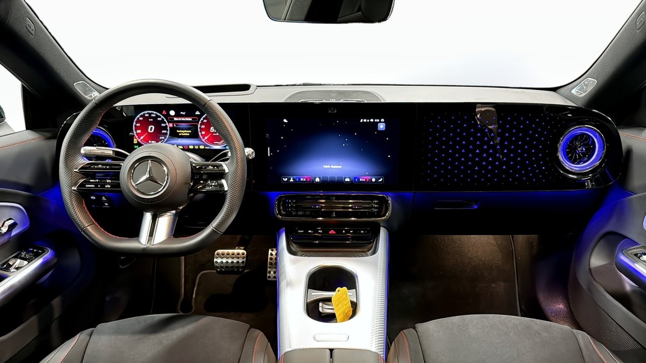 Mercedes-Benz CLA 250+ AMG Plus 2025, bild 4/10