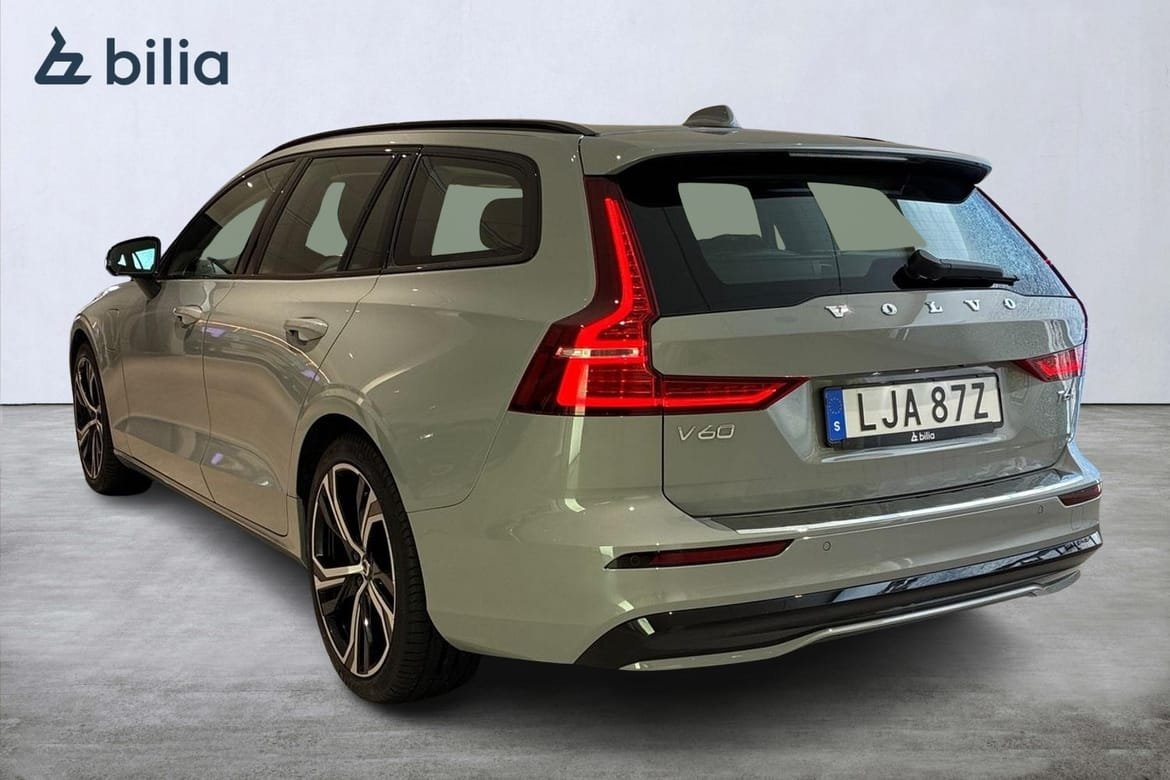 Volvo V60 T6 Plus Dark Edition 2025, bild 2/10