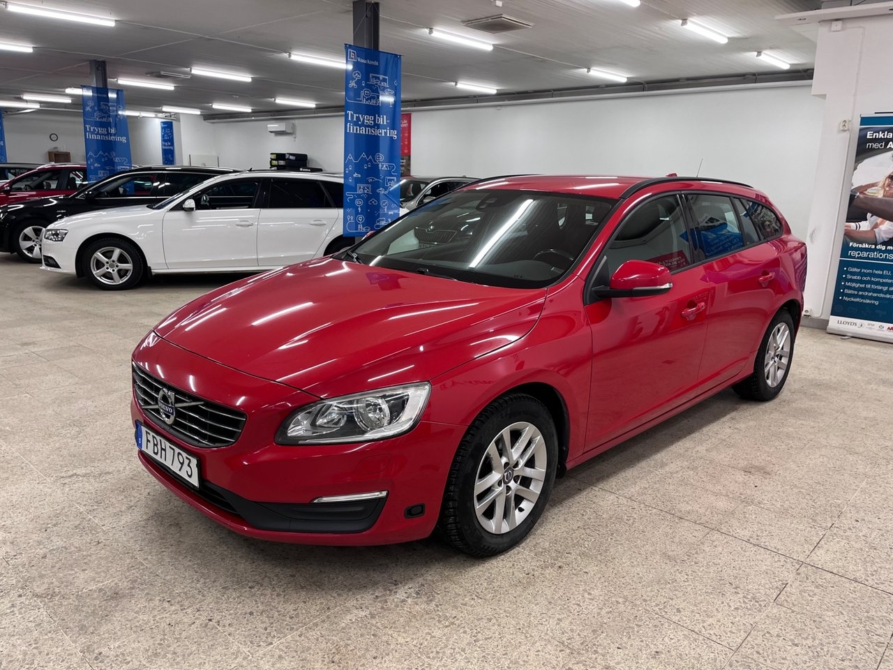 Volvo V60 D2 Your Kinetic 115hk 2015, bild 3/10