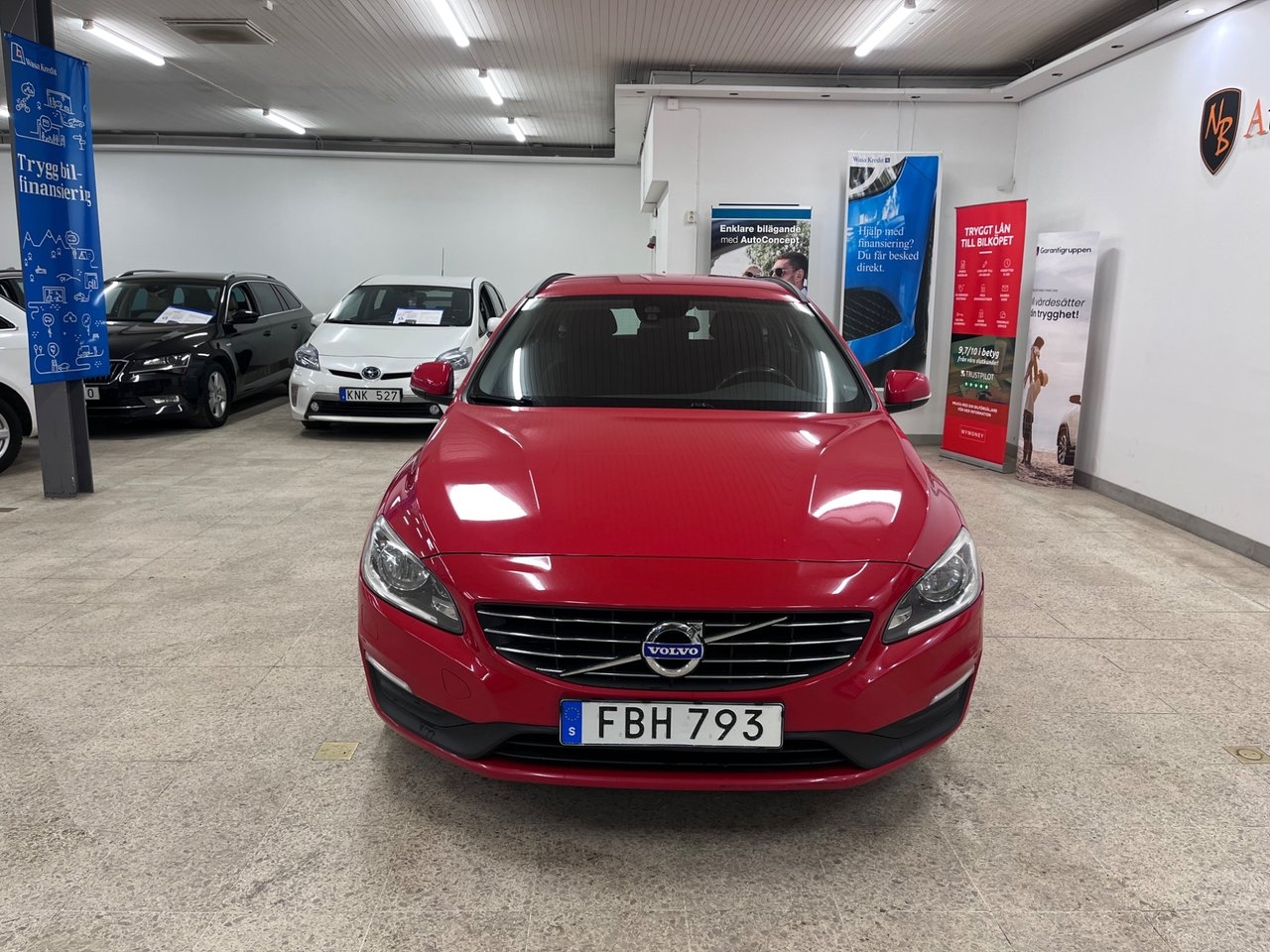 Volvo V60 D2 Your Kinetic 115hk 2015, bild 2/10