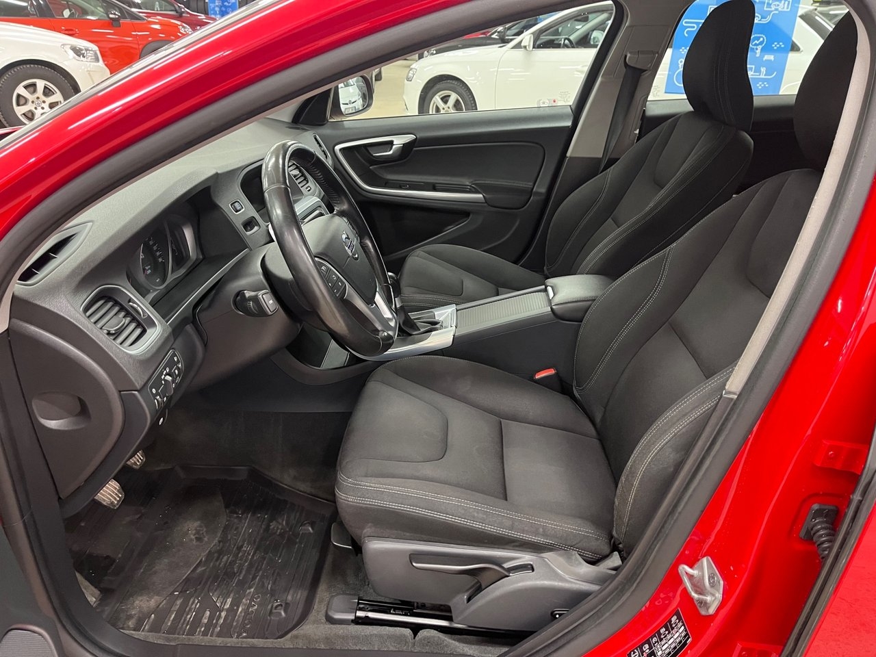 Volvo V60 D2 Your Kinetic 115hk 2015, bild 7/10