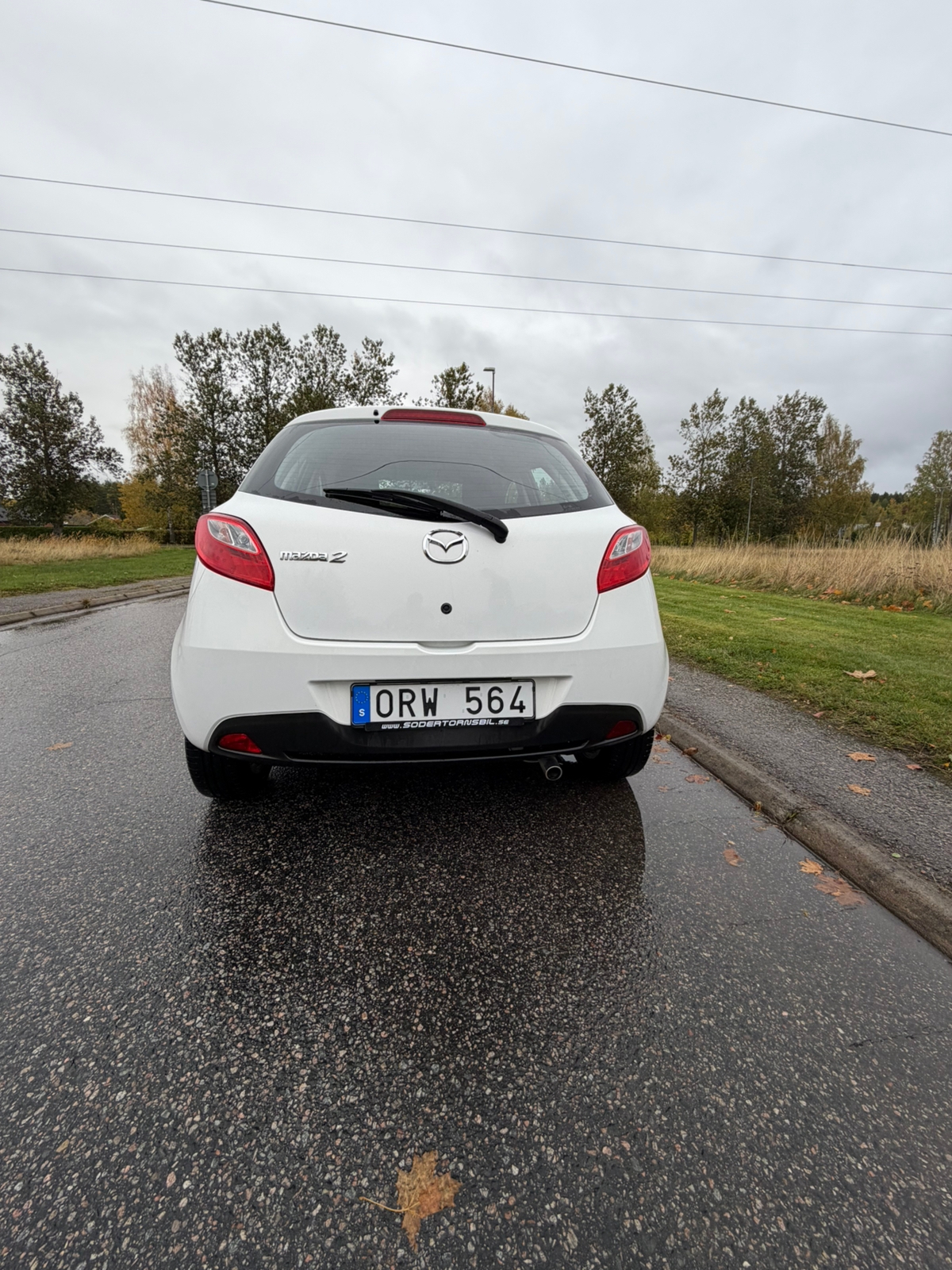 Mazda 2 5-dörrar 1.3 MZR Manuell 2012, bild 3/5