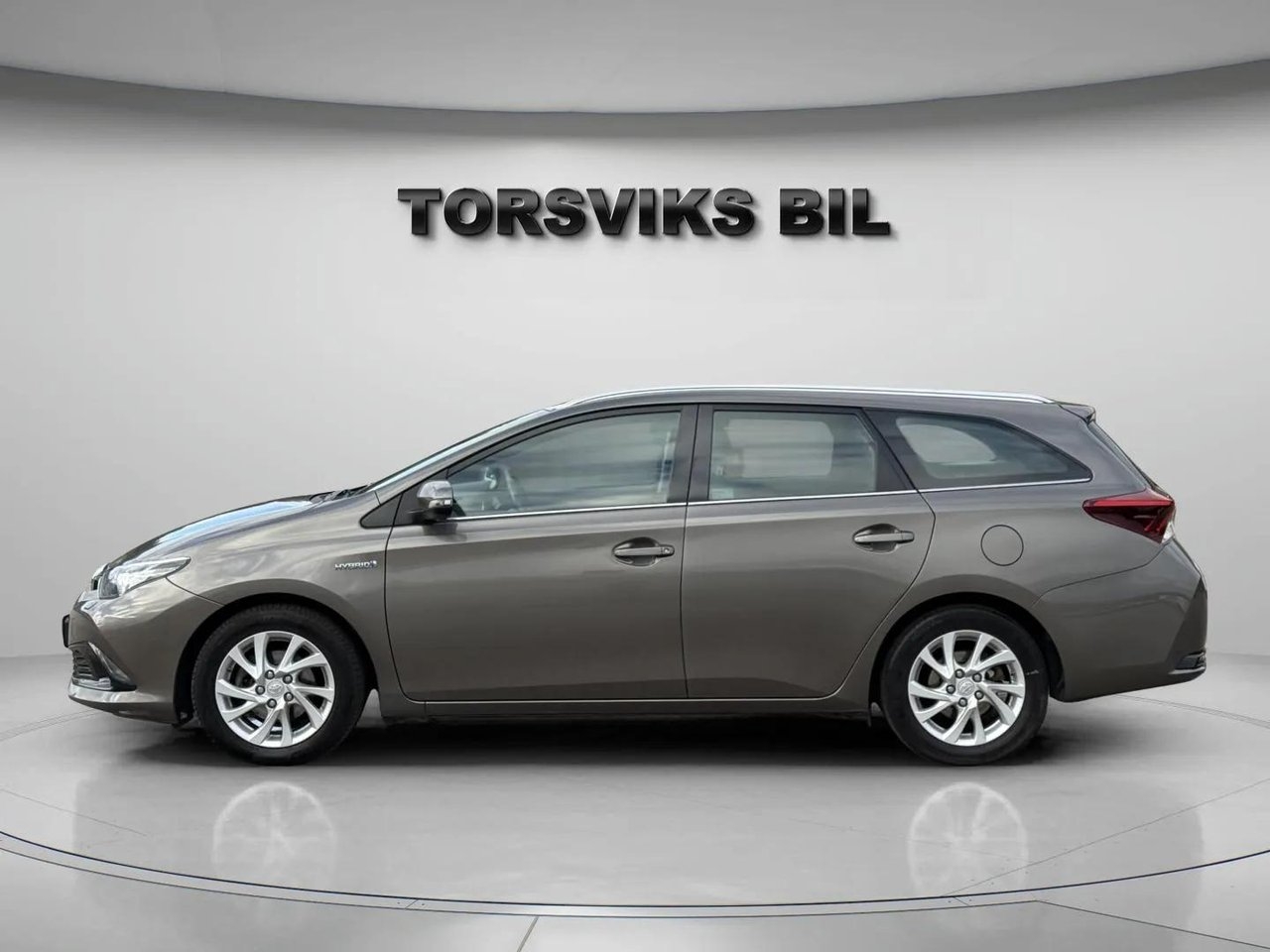 Toyota Auris 2019, bild 3/10