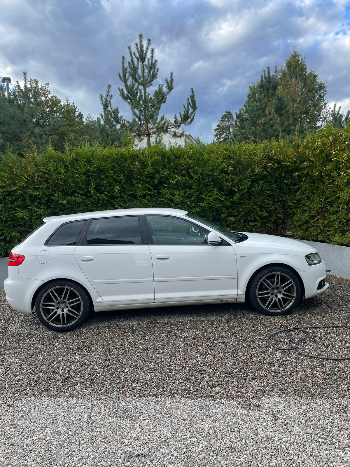 Audi A3 Sportback 1.4 TFSI S Tronic 2010, bild 2/4