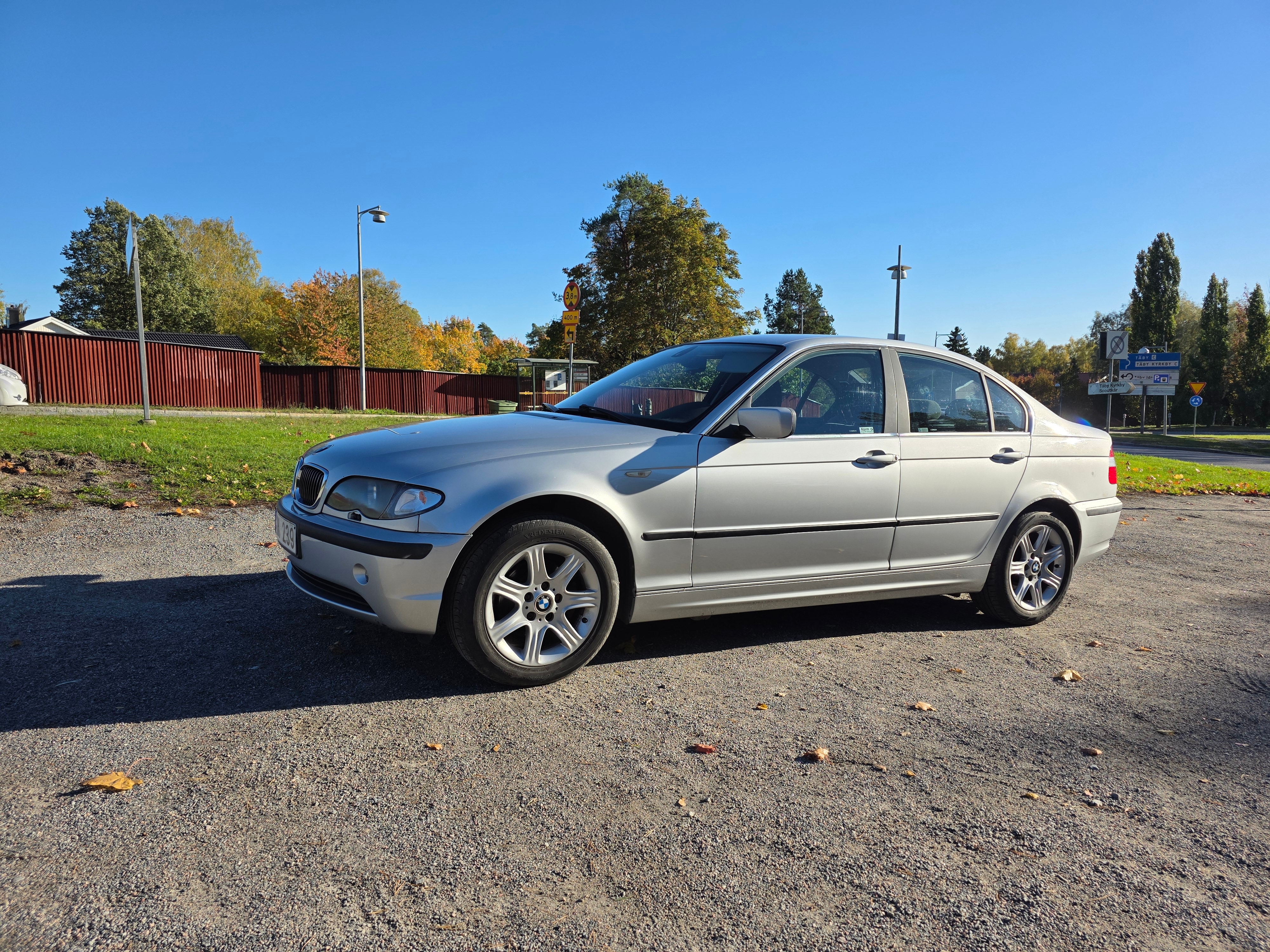 BMW 320 i Sedan Manuell 2002, bild 2/10