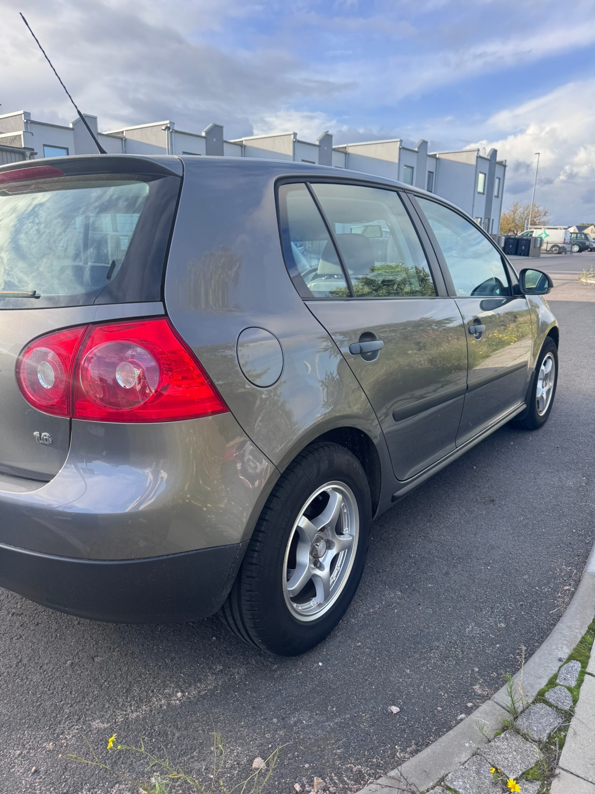 Volkswagen Golf 1.6 2007, kuva 4/10
