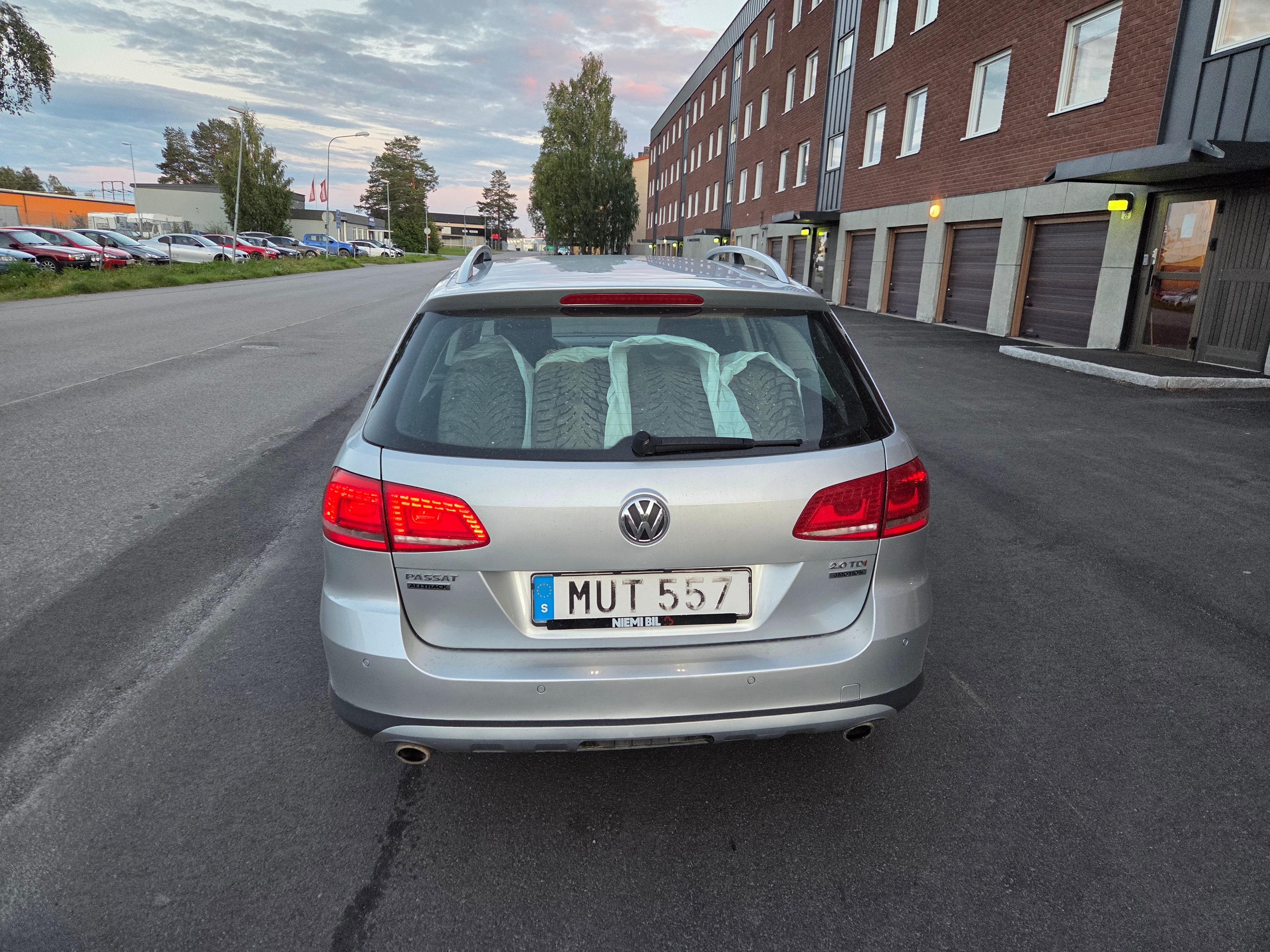 Volkswagen Passat Alltrack 2.0 TDI 2015, kuva 6/7