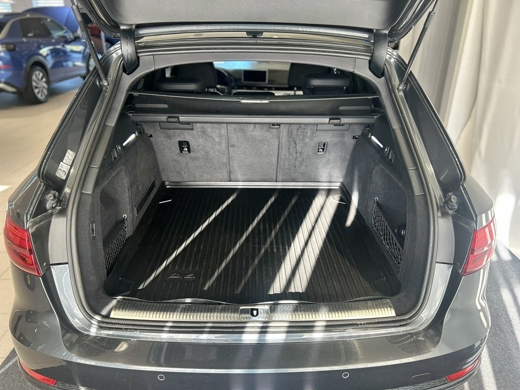 Audi A4 2.0 TDI S line 2016, photo 7/10