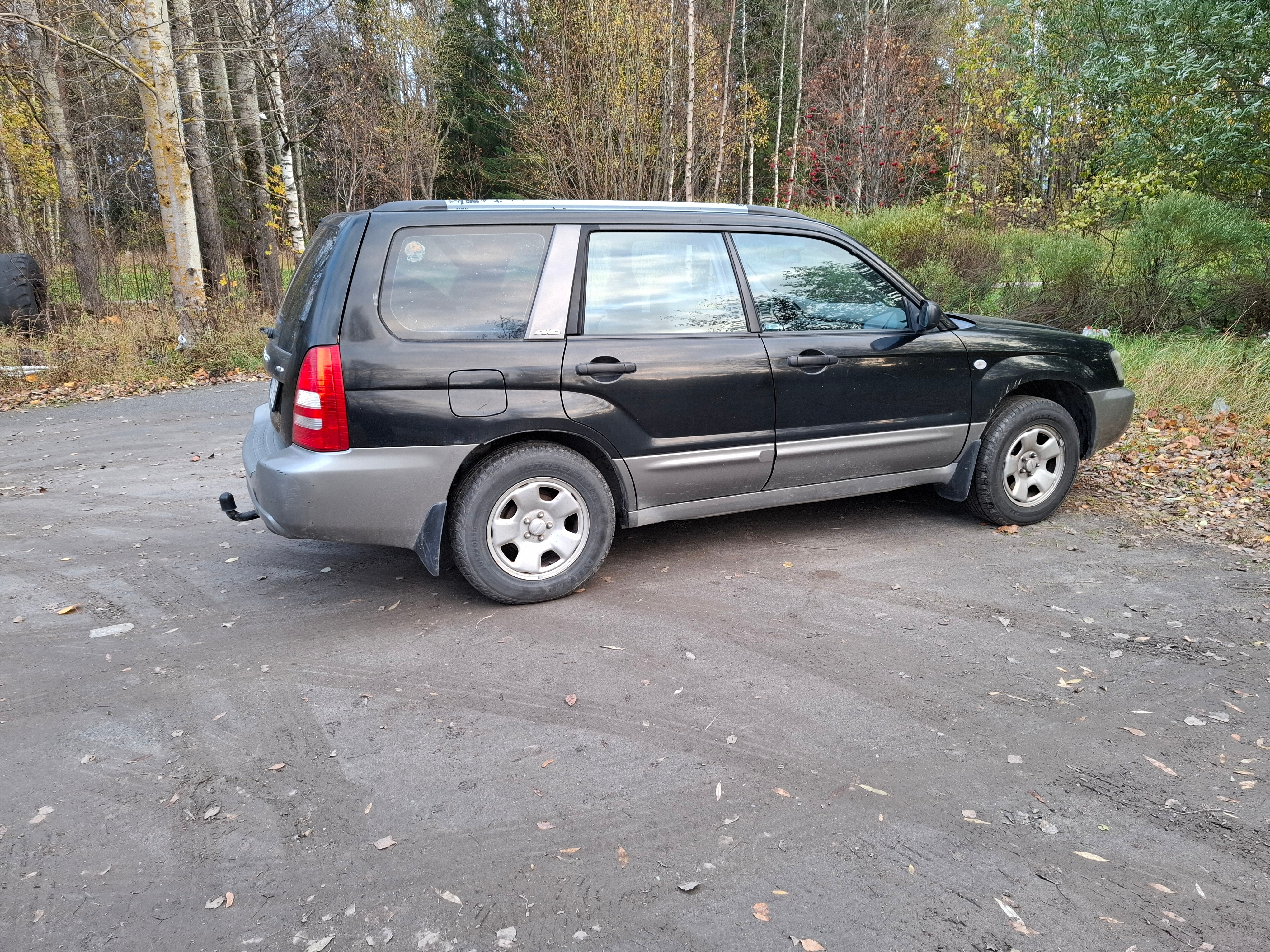Subaru Forester 2.0 4WD Manuell 2004, bild 3/5