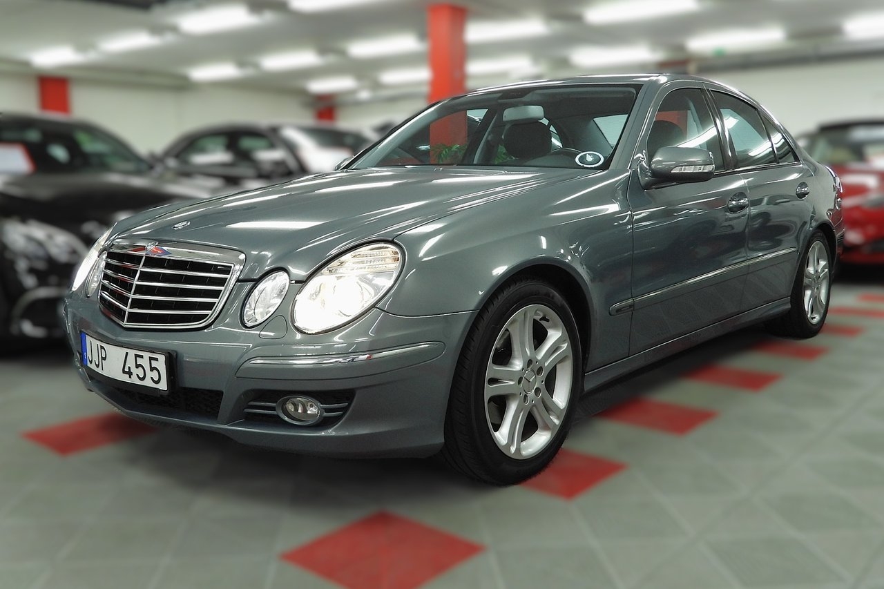 Mercedes-Benz E 2007, photo 2/10