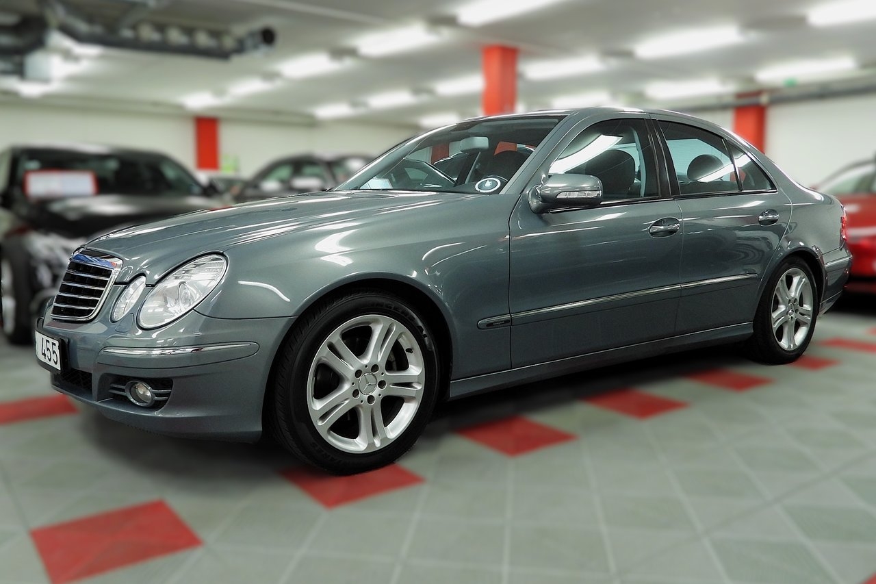 Mercedes-Benz E 2007, photo 3/10