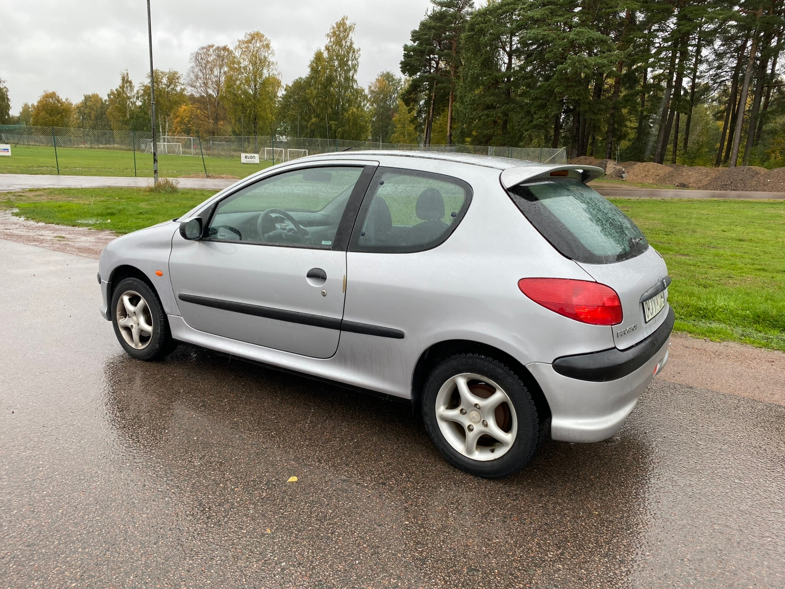 Peugeot 206 3-dörrar 1.6 Manuell 1999, bild 4/6