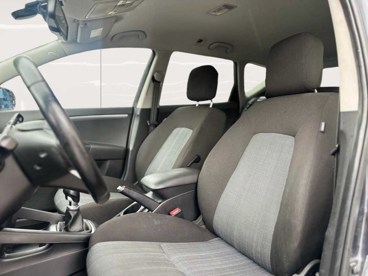 Kia Ceed 2010, bild 6/7