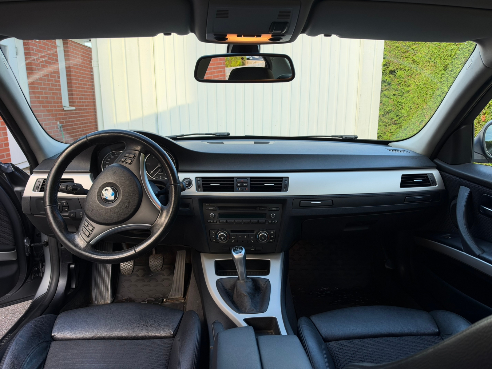 BMW 320d 2012, photo 4/5