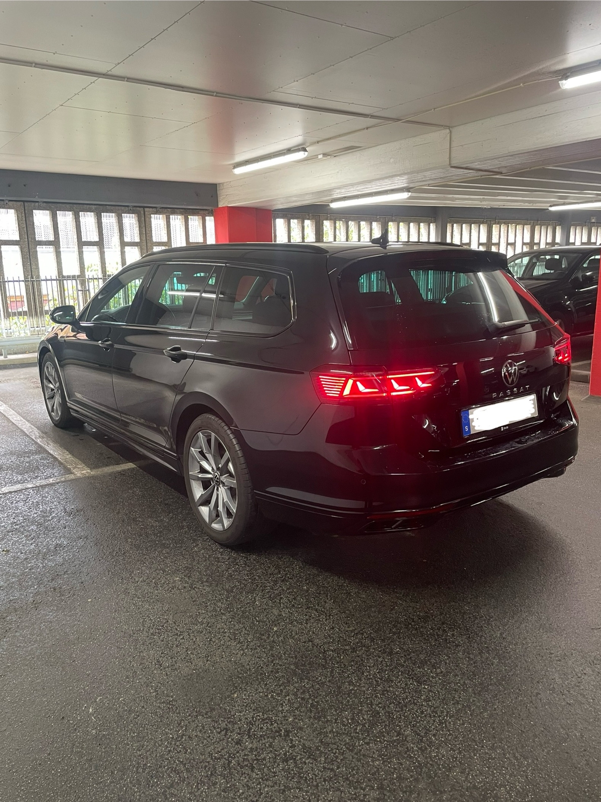 Volkswagen Passat 2022, bild 2/10