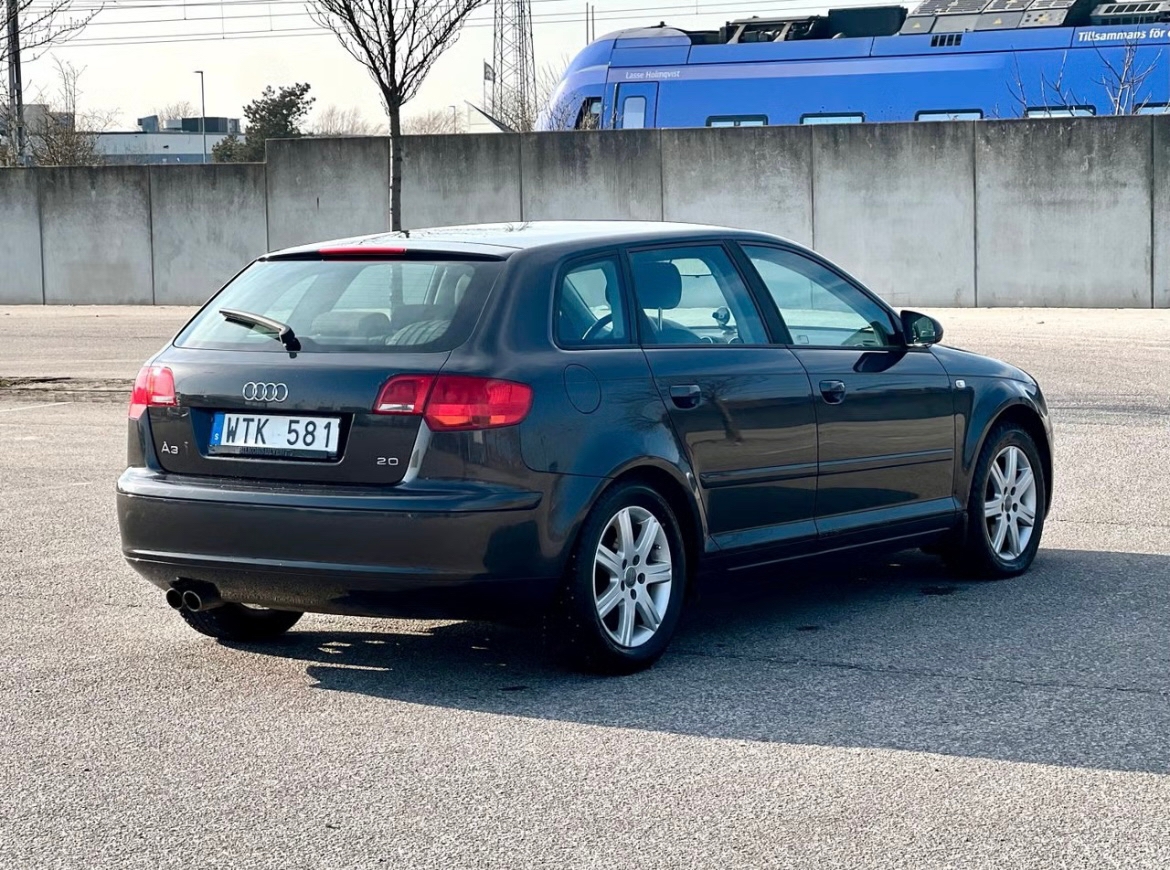 Audi A3 2.0 FSI 2005, bild 2/5