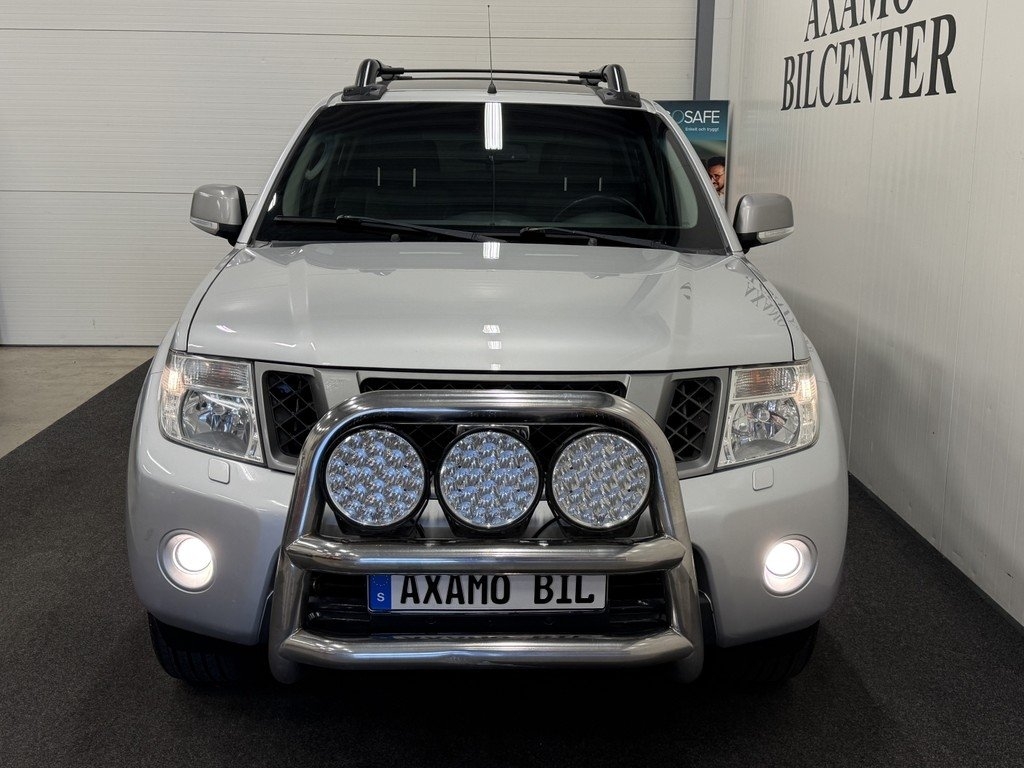 Nissan Navara 2014, bild 2/10