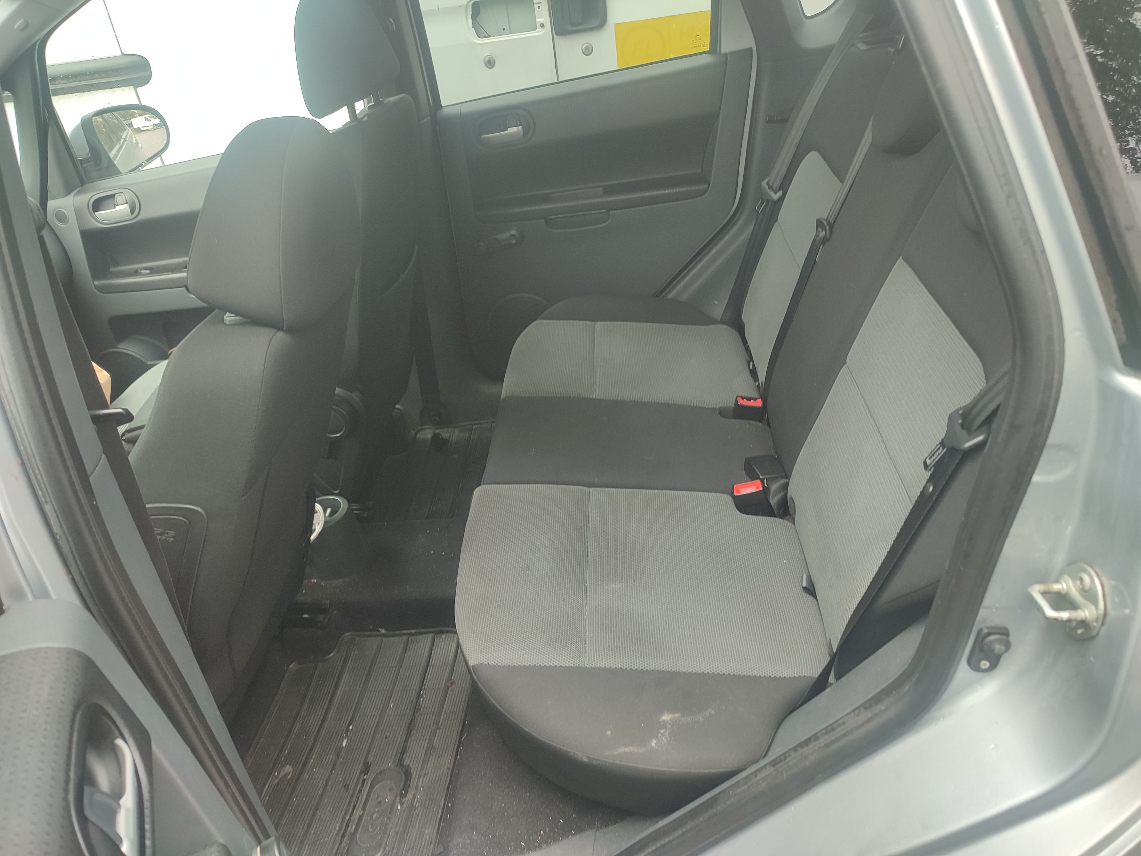 Mitsubishi Colt 1.3 2013, bild 7/8